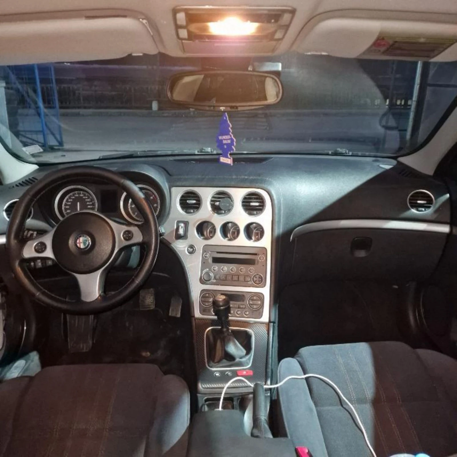Alfa Romeo 159 2.0 JTDM - изображение 8