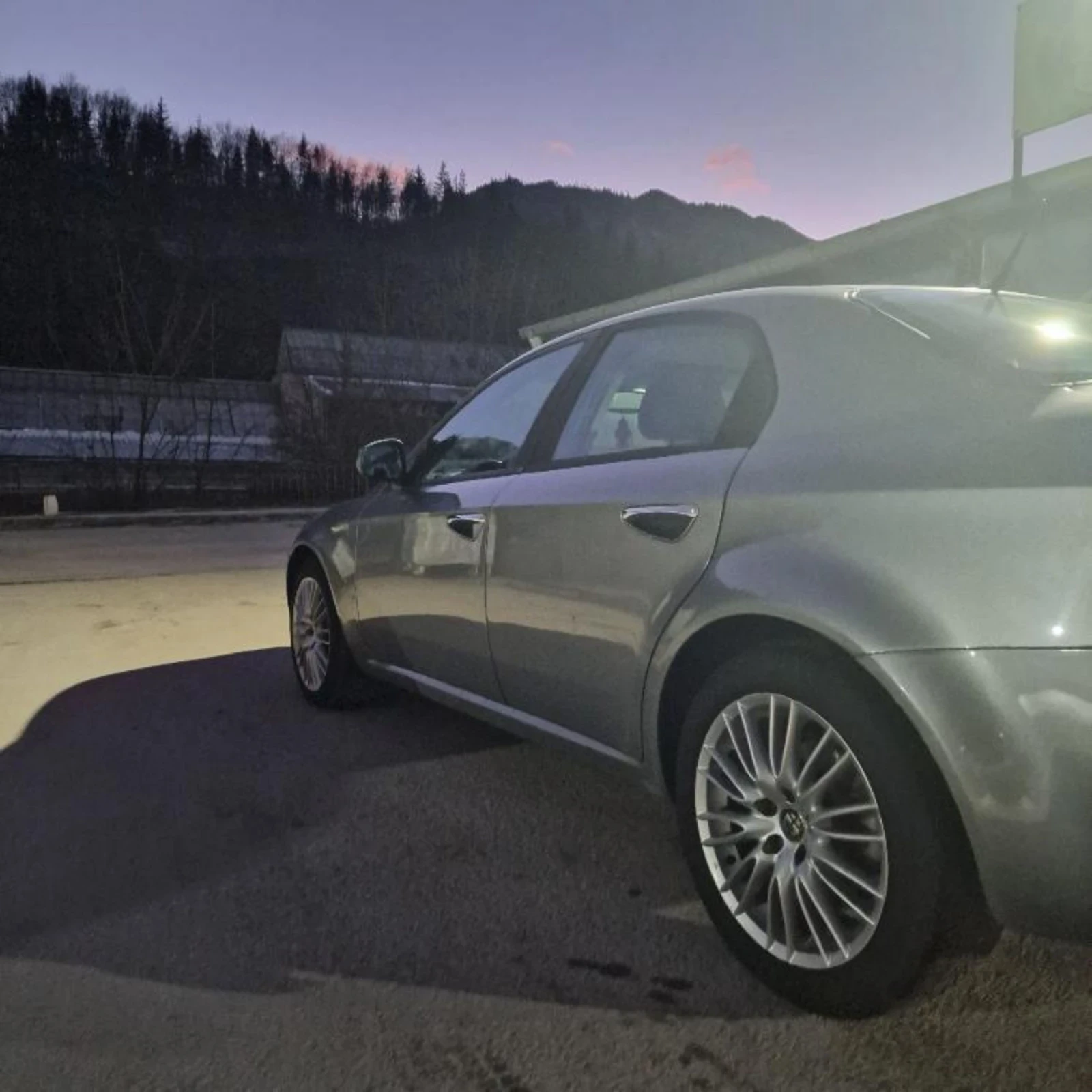 Alfa Romeo 159 2.0 JTDM - изображение 3
