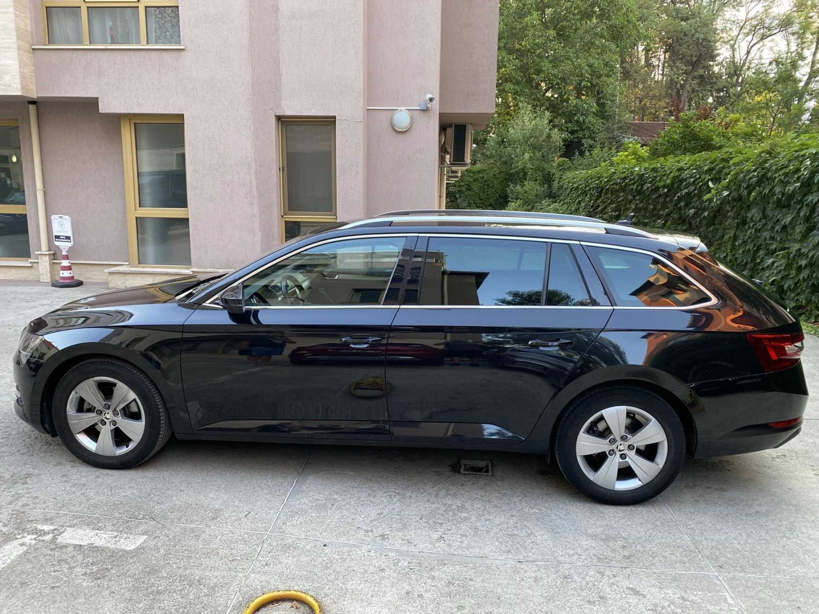 Skoda Superb  2.0TDI/DSG7/ SCR Business - изображение 5