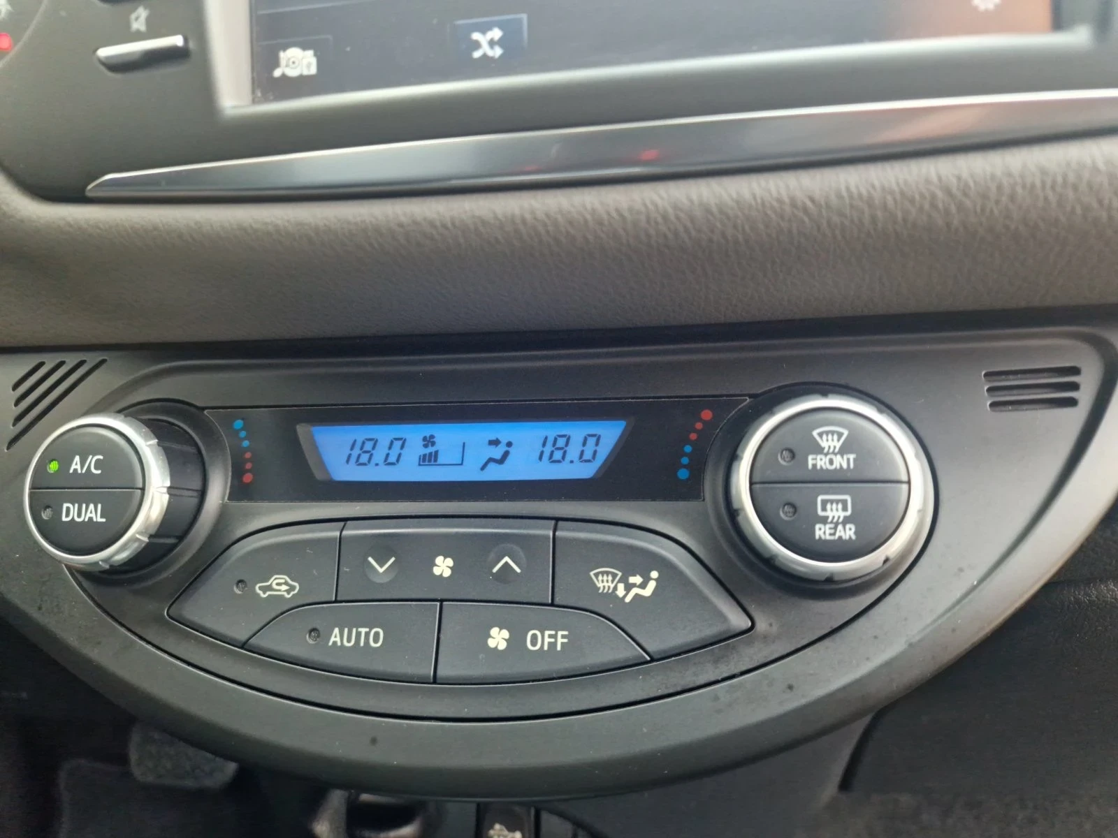 Toyota Yaris Hybrid Fancy/Luna - изображение 2