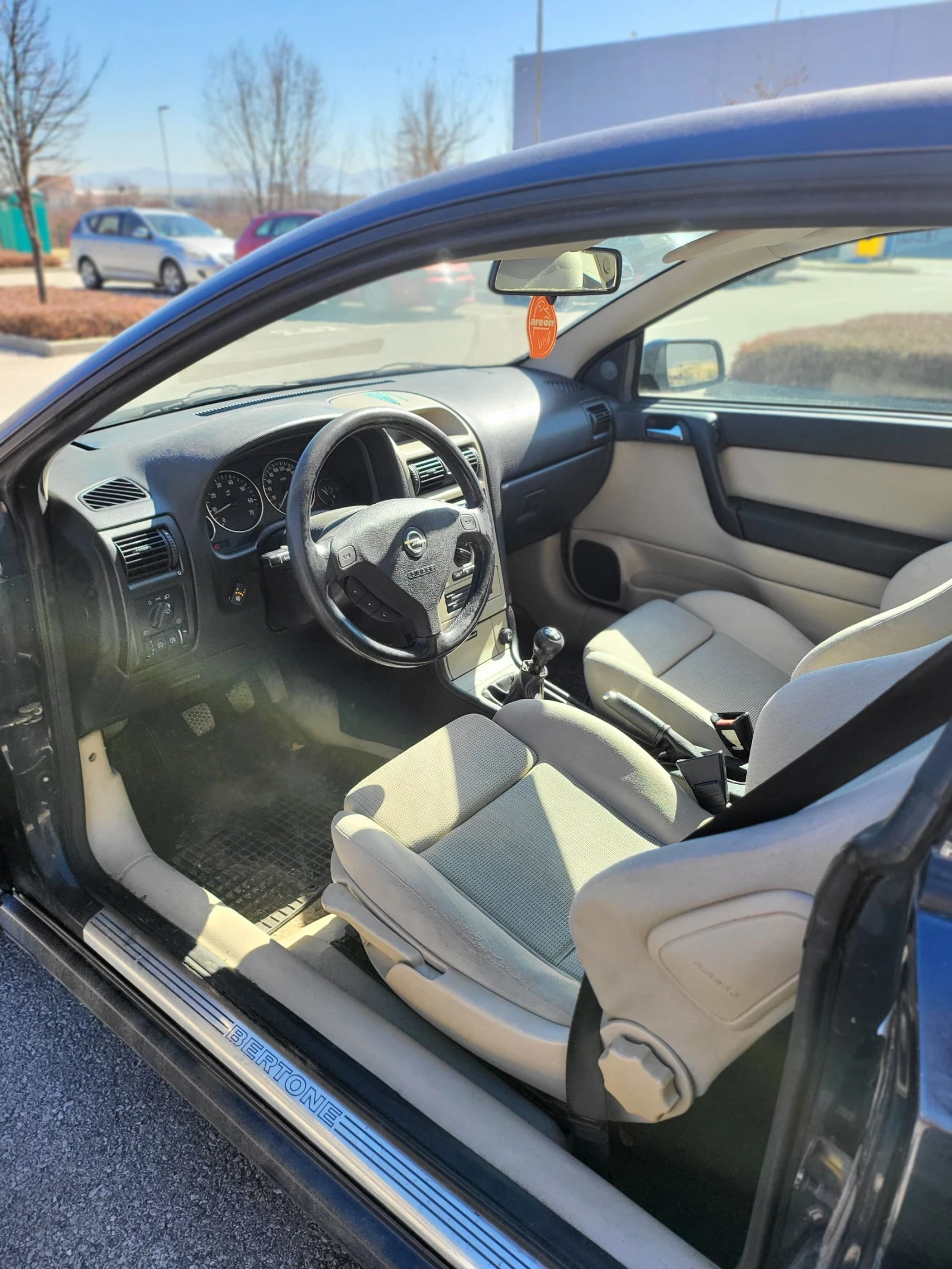 Opel Astra  Bertone - изображение 6