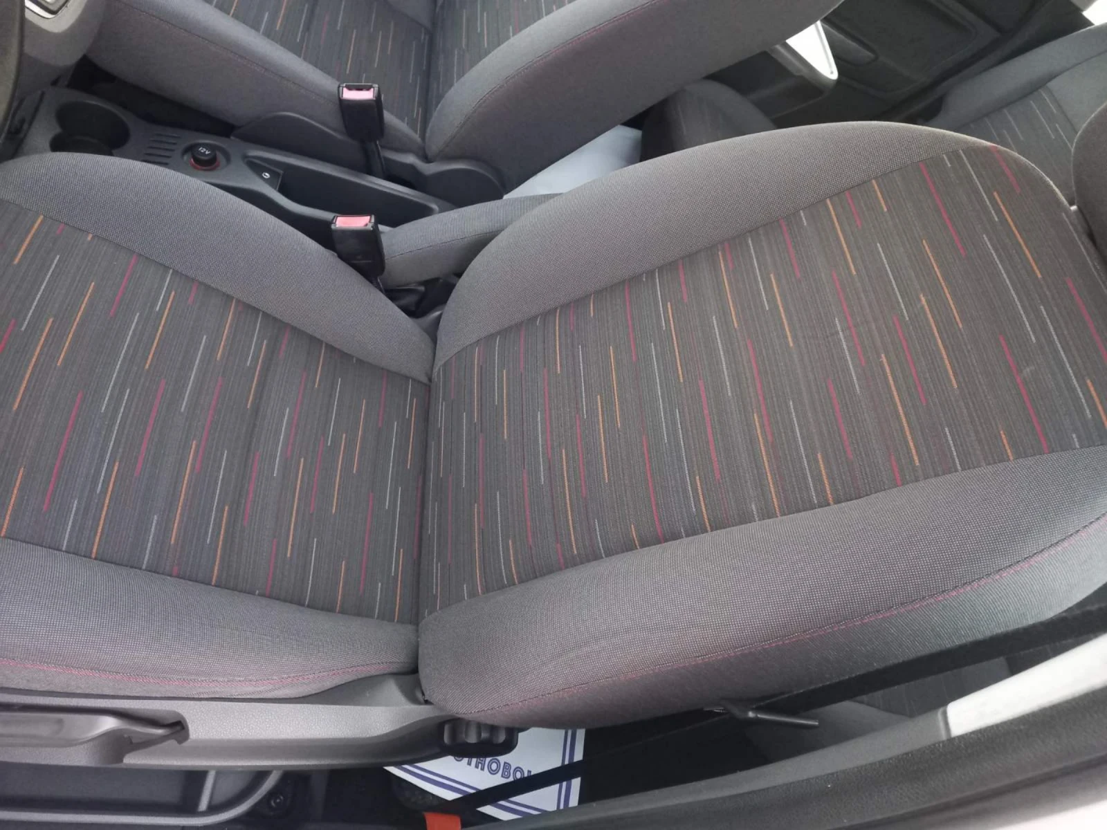 Ford C-max 2.0 - изображение 9
