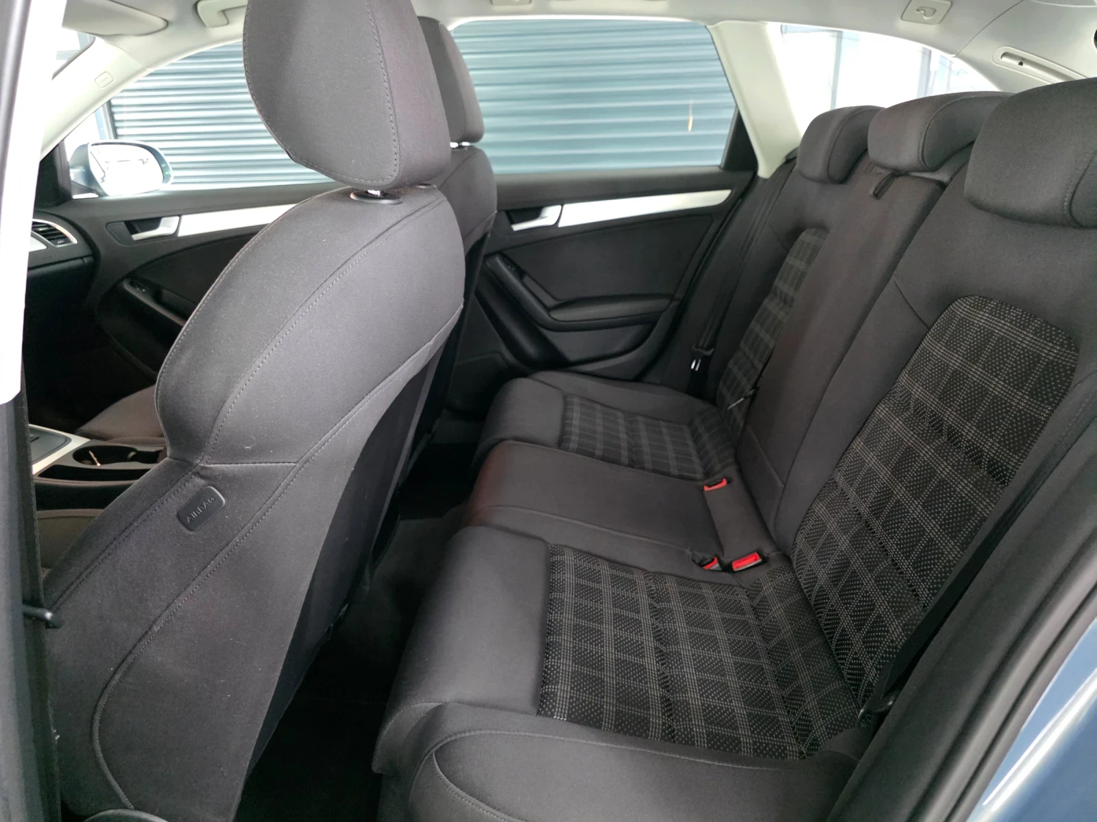 Audi A4 2.7TDI/190KS/Сервизна книжка/РЕАЛНИ КИОМЕТРИ - изображение 9
