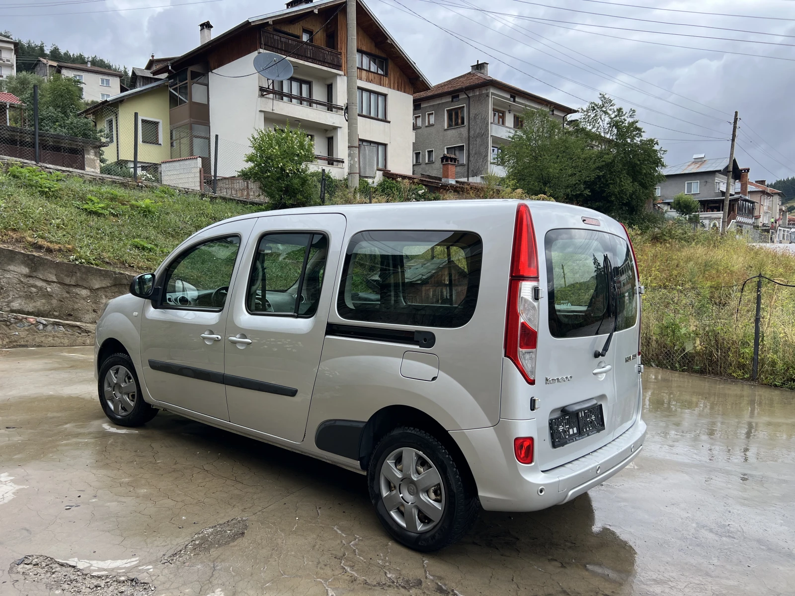 Renault Kangoo MAXI, 7-Места, Нов Внос - изображение 6