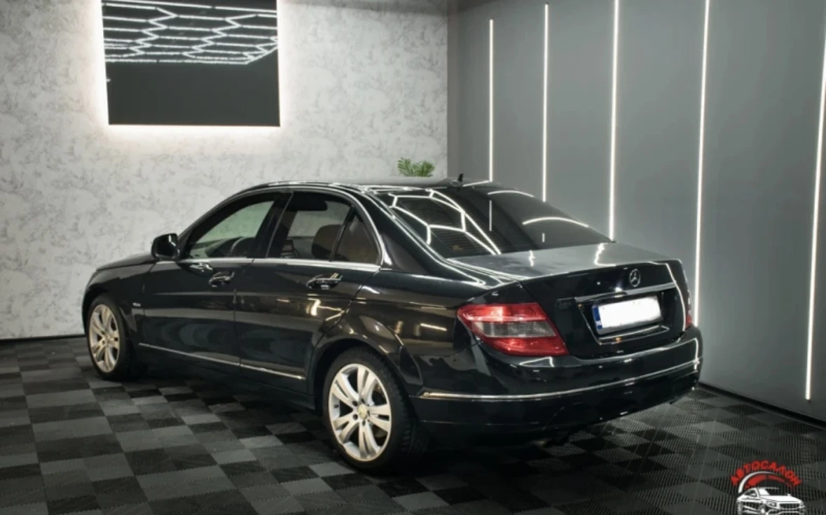 Mercedes-Benz C 200 W204 - изображение 2