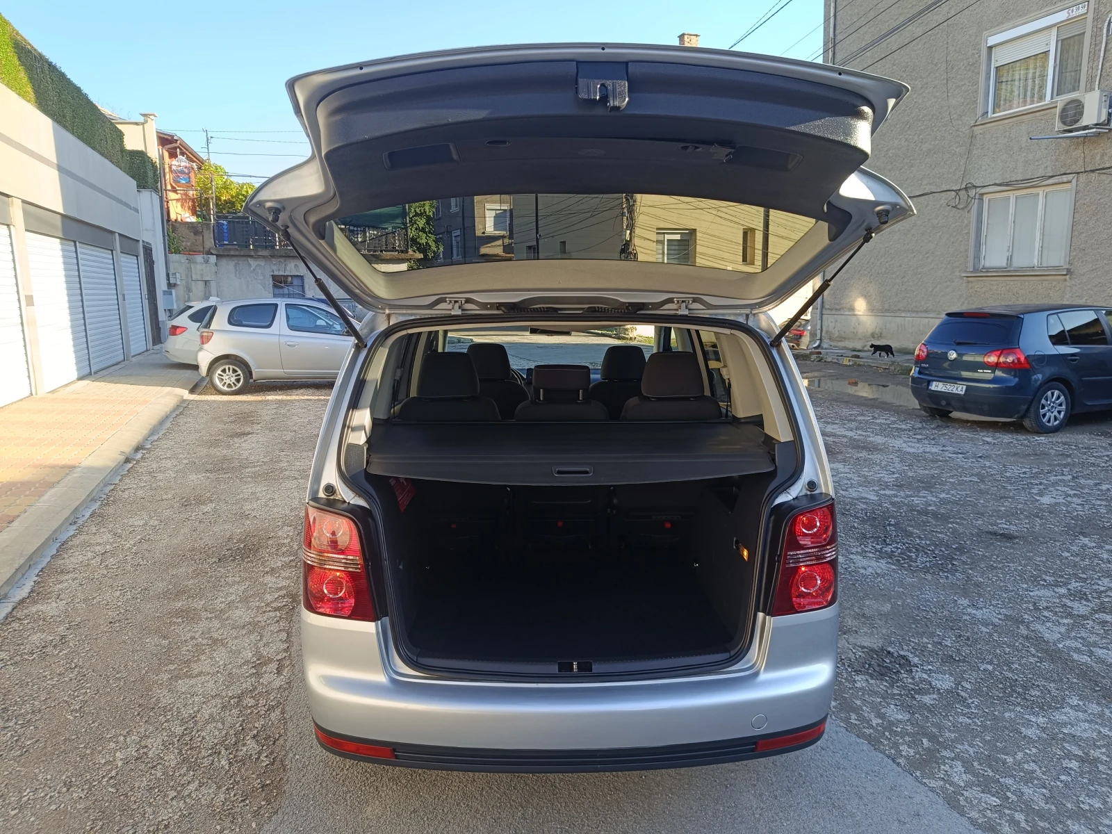 VW Touran 2.0TDI 140 DSG 8V | Mobile.bg � ����������� 13