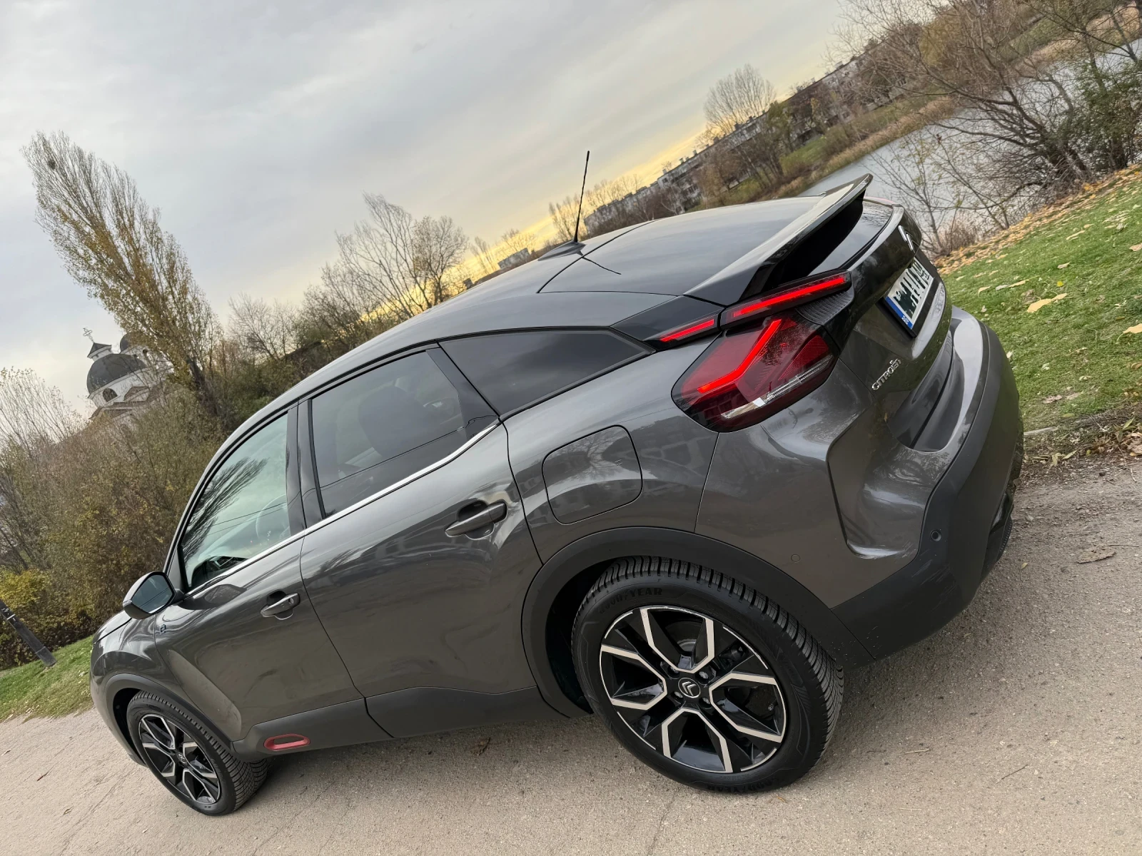 Citroen C4 E-C4 Shine - изображение 3