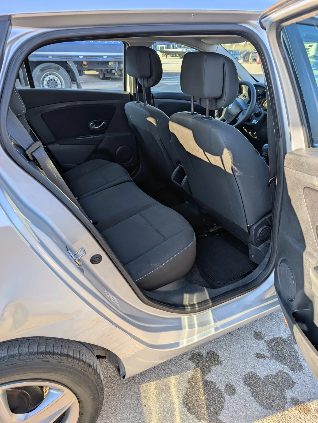 Renault Megane Grandtour 1.5 dci 110 �.�. ����� | Mobile.bg � ����������� 14