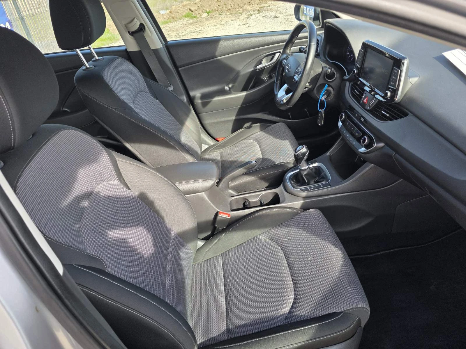 Hyundai I30 1.6 CRDi ����� �������� ������� | Mobile.bg � ����������� 11