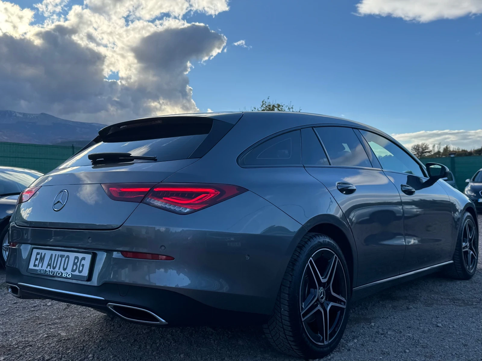 Mercedes-Benz CLA 200 d Shooting Brake , снимка 4 - Автомобили и джипове - 54109574