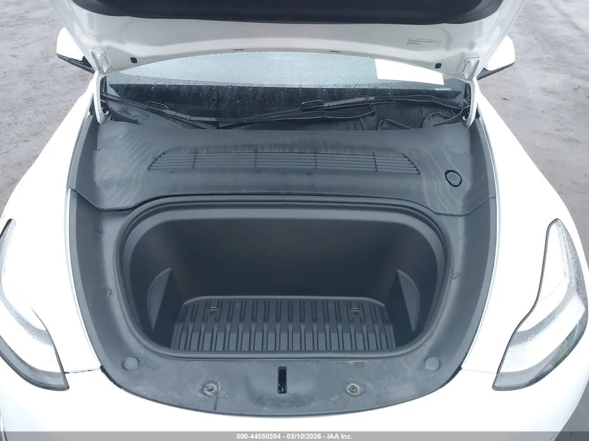 Tesla Model Y 2023 TESLA MODEL Y AWD, снимка 10 - Автомобили и джипове - 54276542