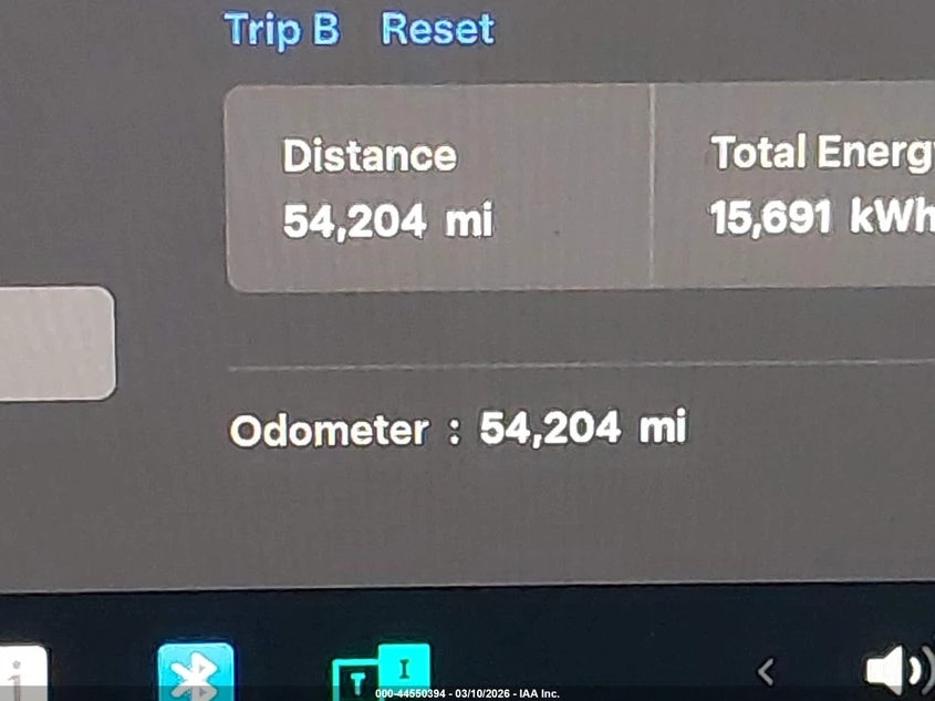 Tesla Model Y 2023 TESLA MODEL Y AWD, снимка 12 - Автомобили и джипове - 54276542