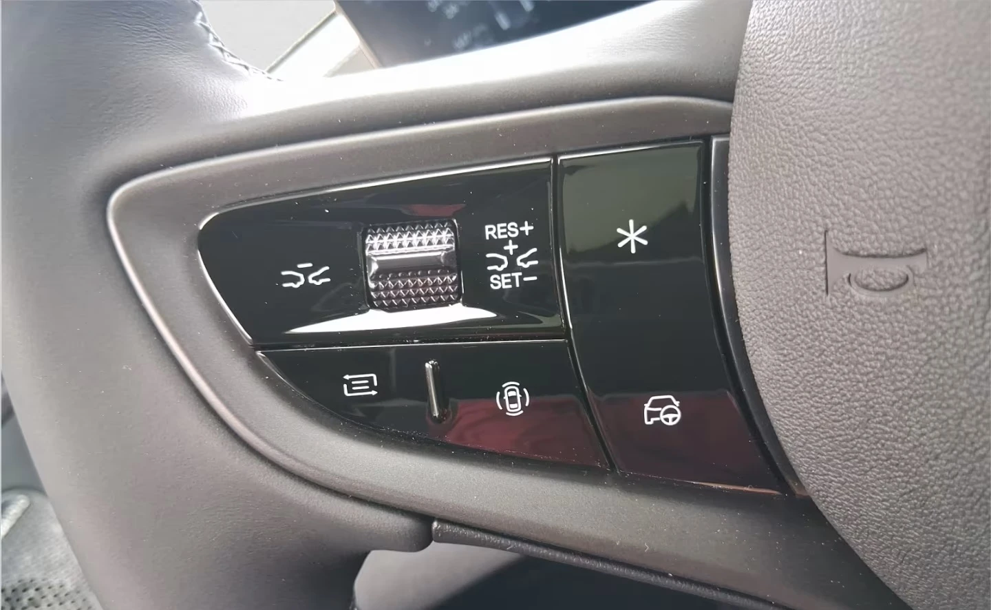 BYD Seal HEAD UP AWD CAMERA , снимка 8 - Автомобили и джипове - 54356359