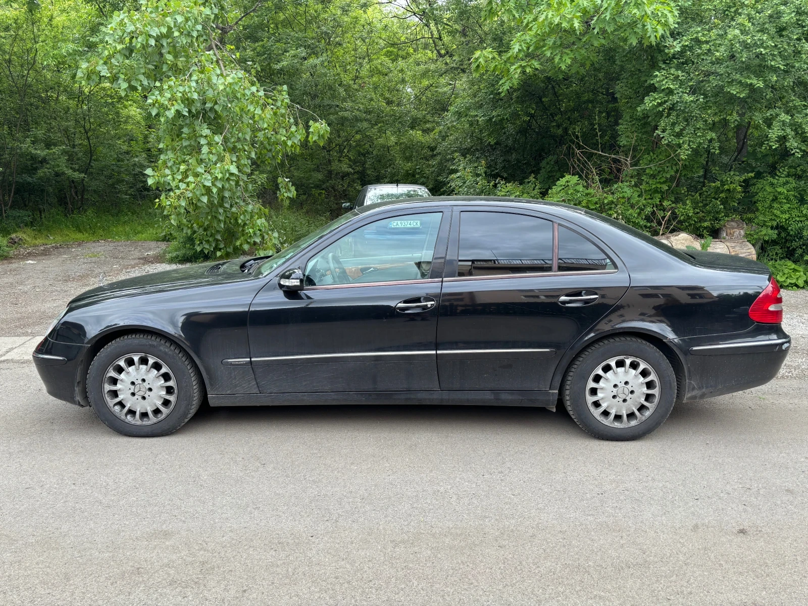 Mercedes-Benz E 280, снимка 3 - Автомобили и джипове - 54609020