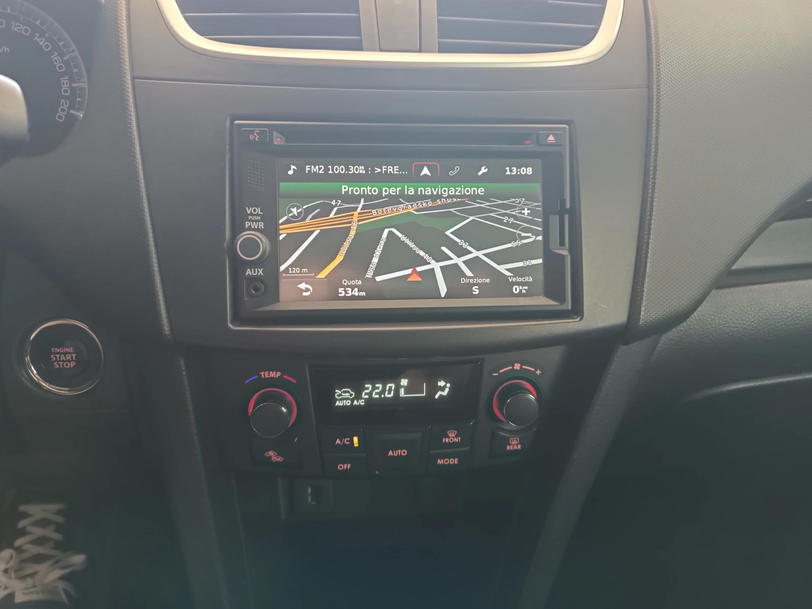 Suzuki Swift 1.3D Face Navi, снимка 8 - Автомобили и джипове - 54957089