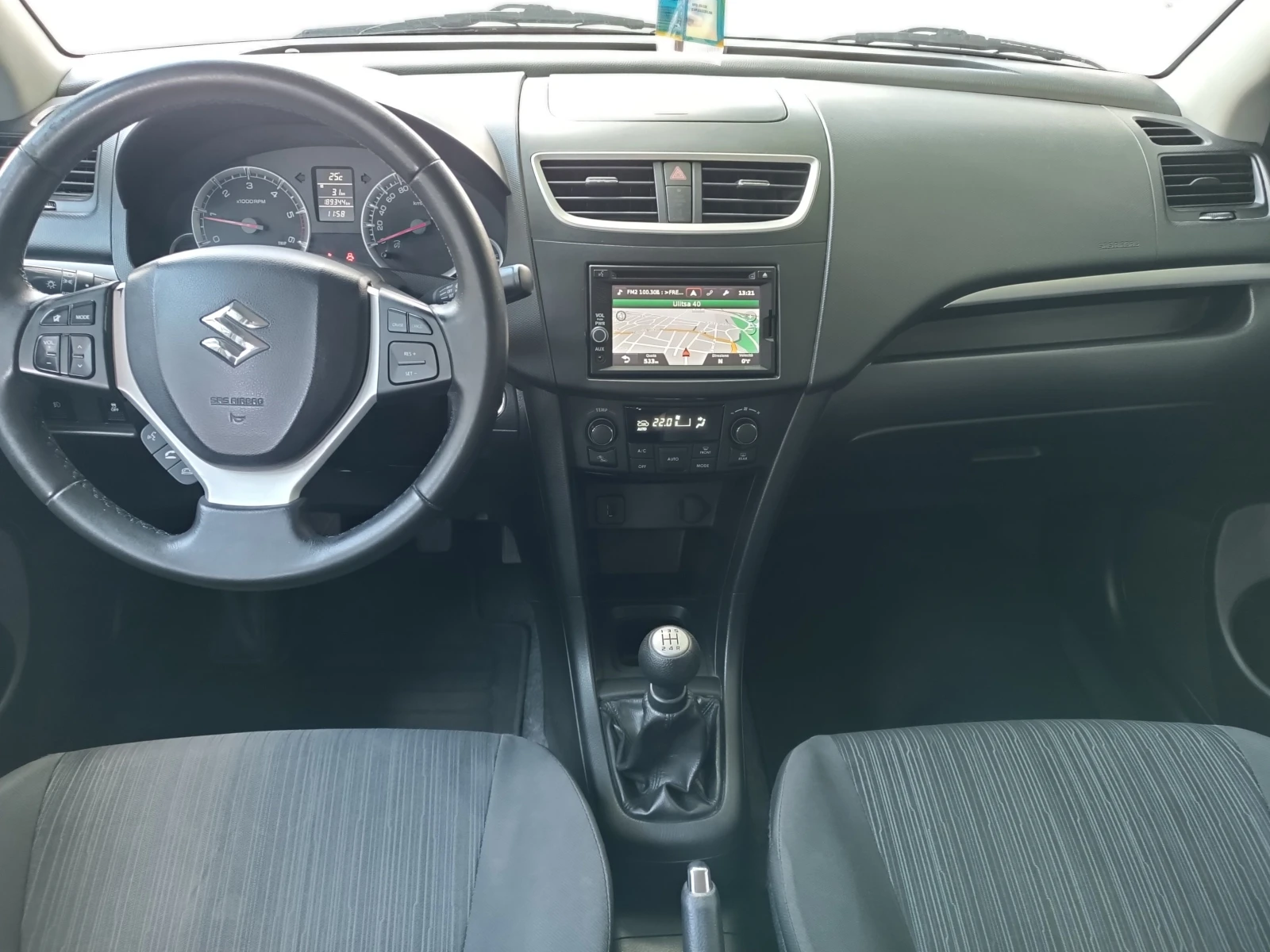 Suzuki Swift 1.3D Face Navi, снимка 7 - Автомобили и джипове - 54957089