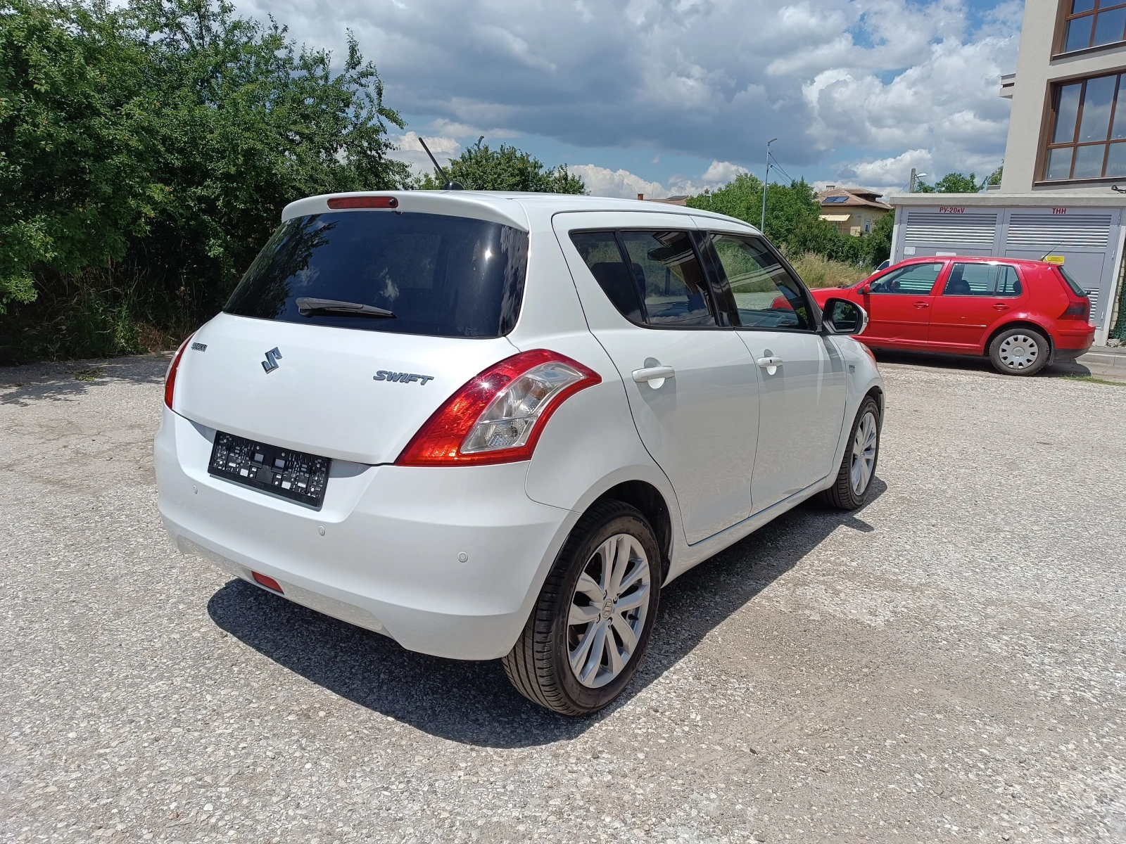 Suzuki Swift 1.3D Face Navi, снимка 6 - Автомобили и джипове - 54957089