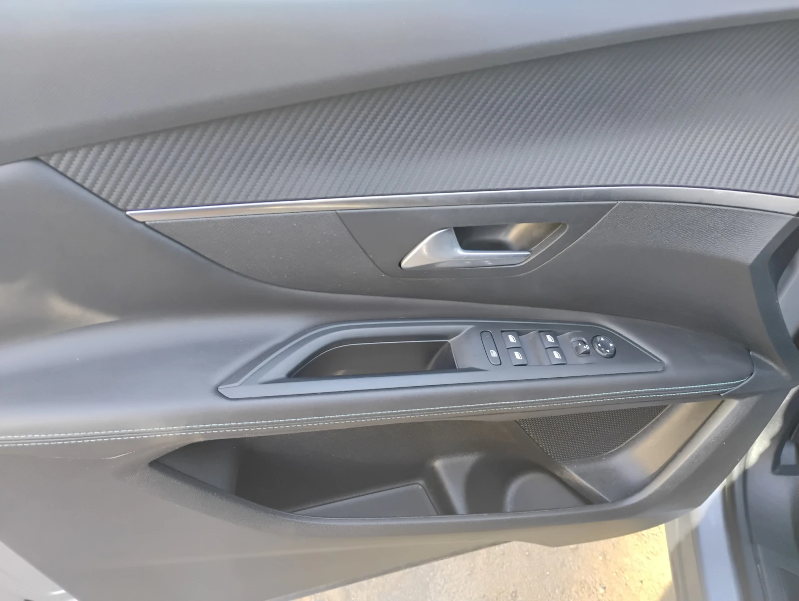 Peugeot 3008 1.6 Plug-in Hybrud | Mobile.bg � ����������� 10