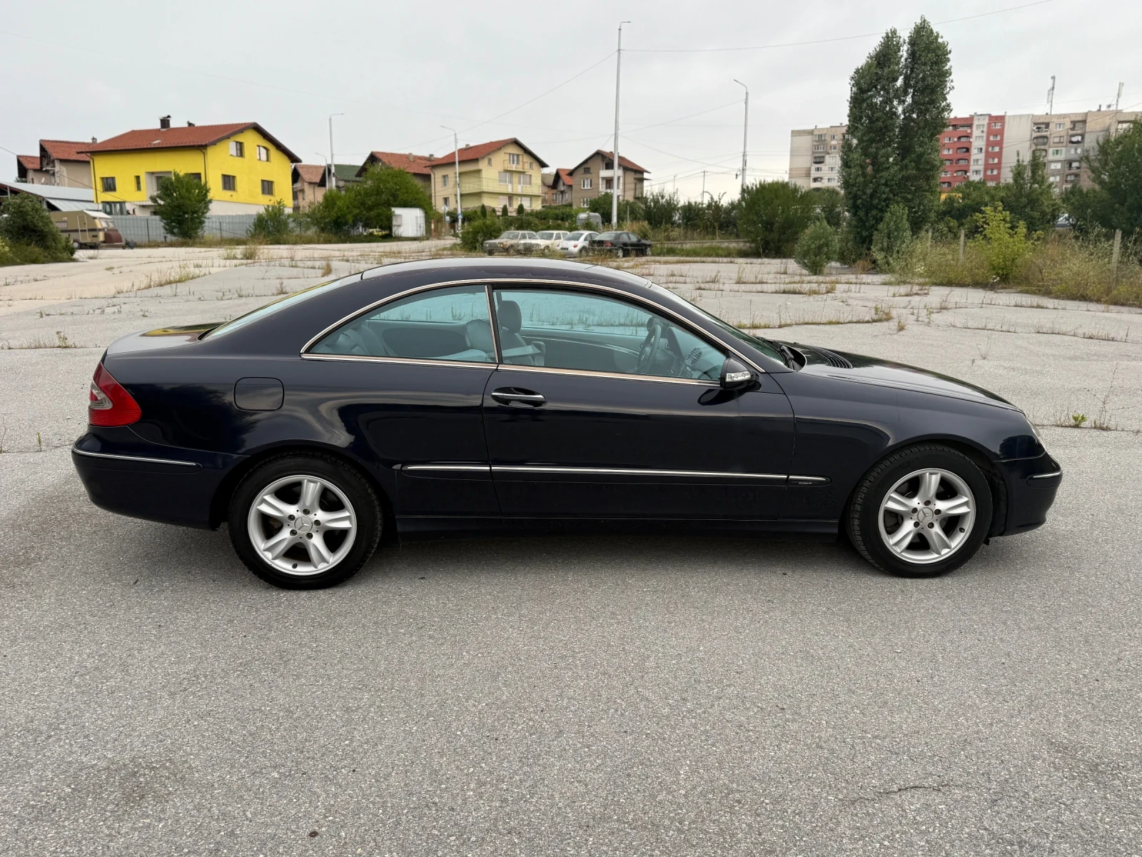 Mercedes-Benz CLK 270 CDI Автоматик, снимка 2 - Автомобили и джипове - 55409438