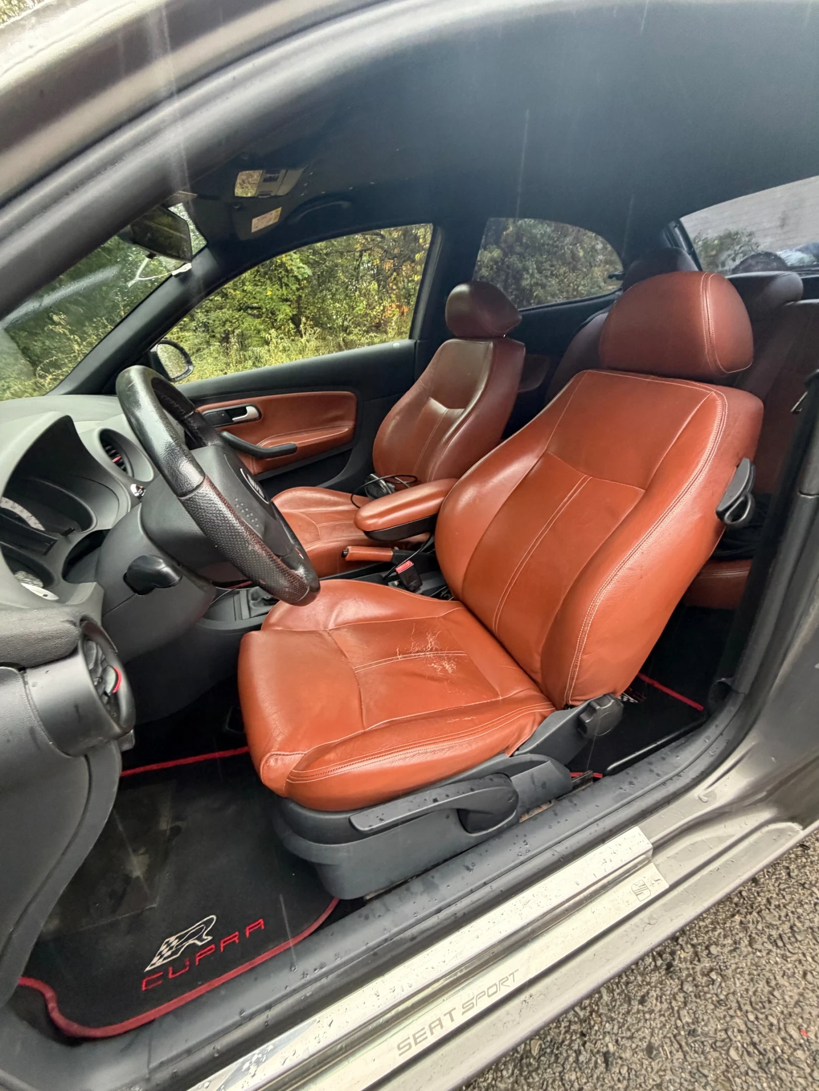 Seat Ibiza 1.8 T Cupra, снимка 14 - Автомобили и джипове - 56151869