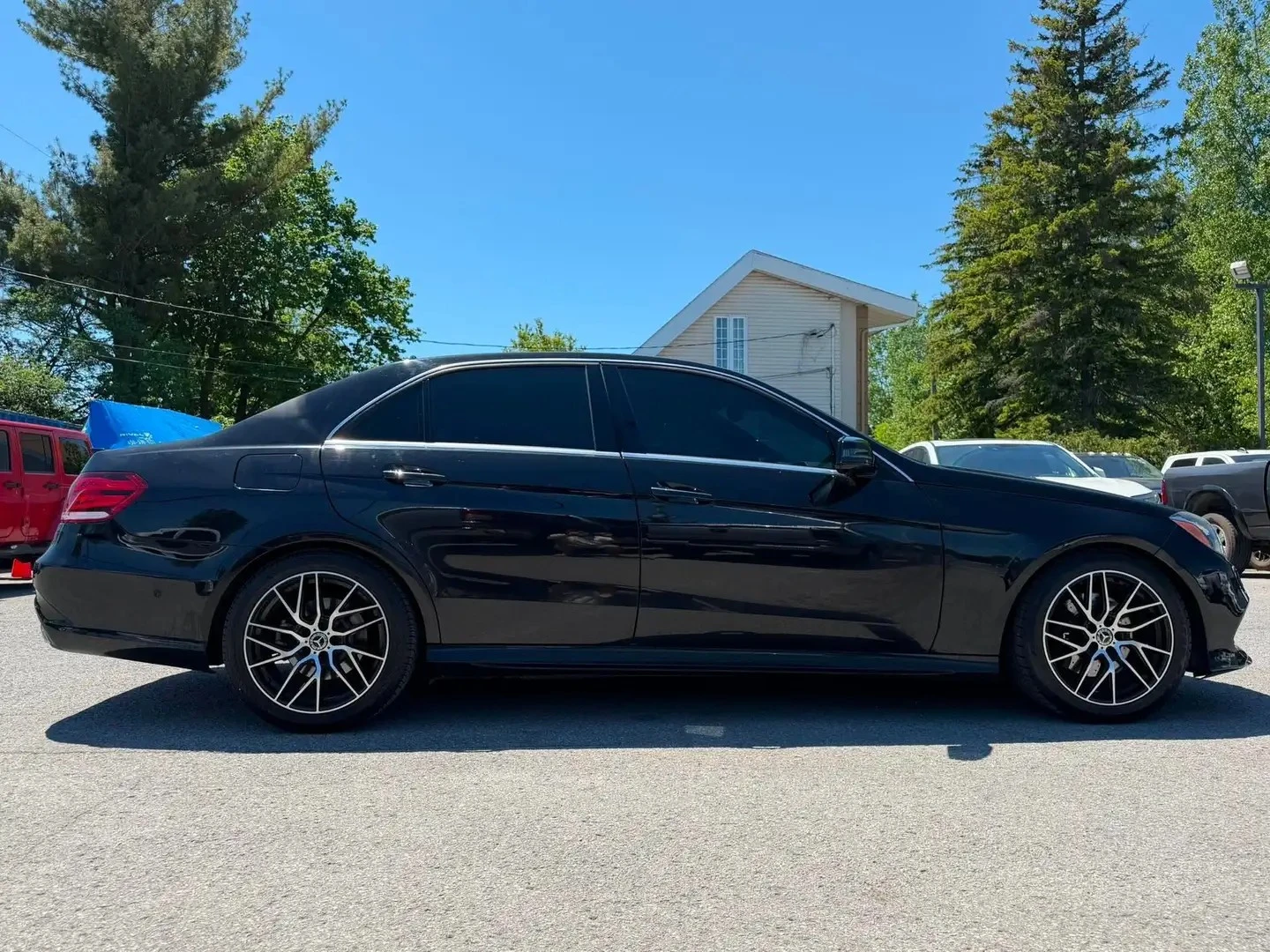 Mercedes-Benz E 400 AMG pkg Цена до България & АвтоКредит, снимка 6 - Автомобили и джипове - 56130271