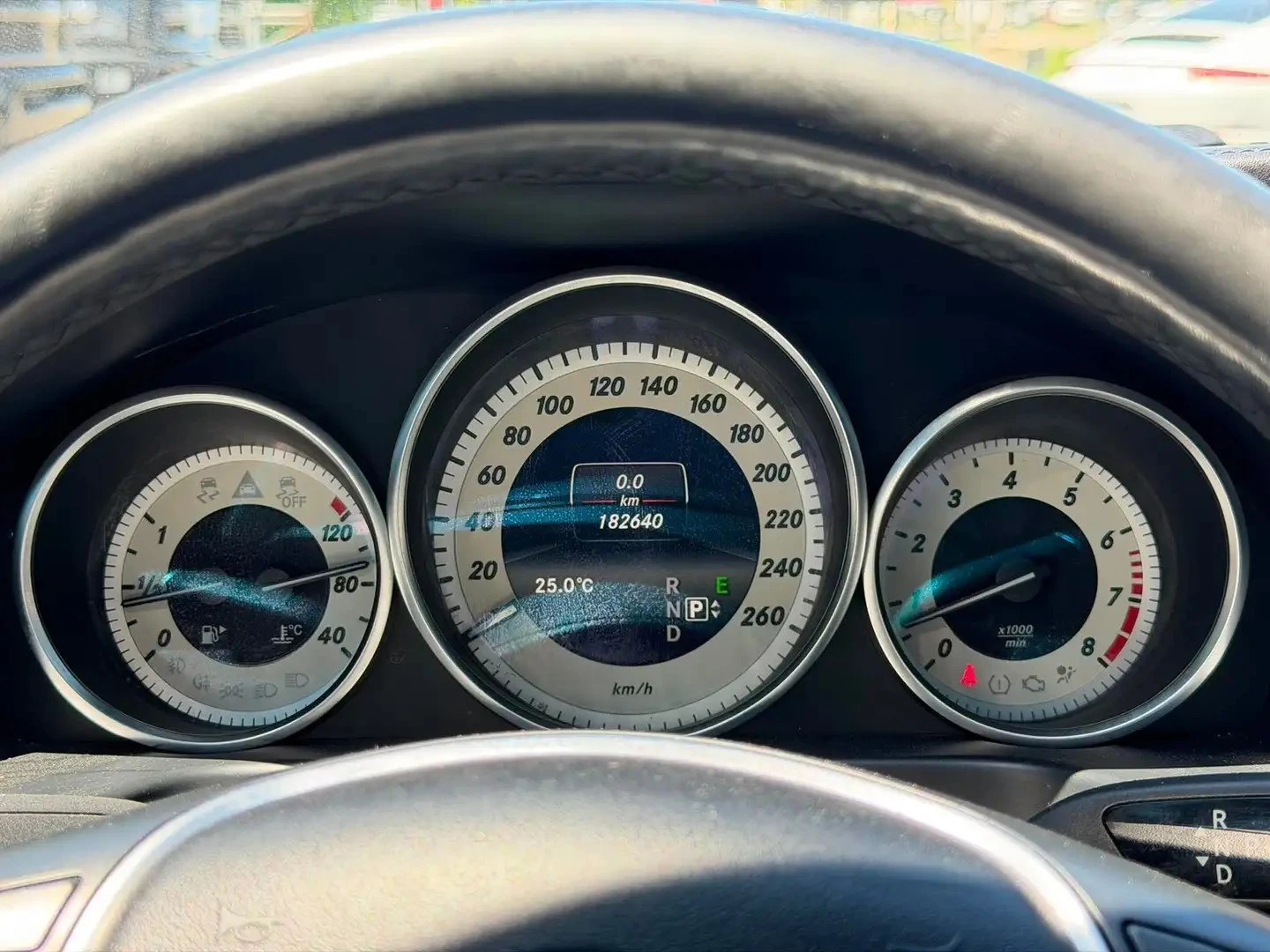 Mercedes-Benz E 400 AMG pkg Цена до България & АвтоКредит, снимка 11 - Автомобили и джипове - 56130271