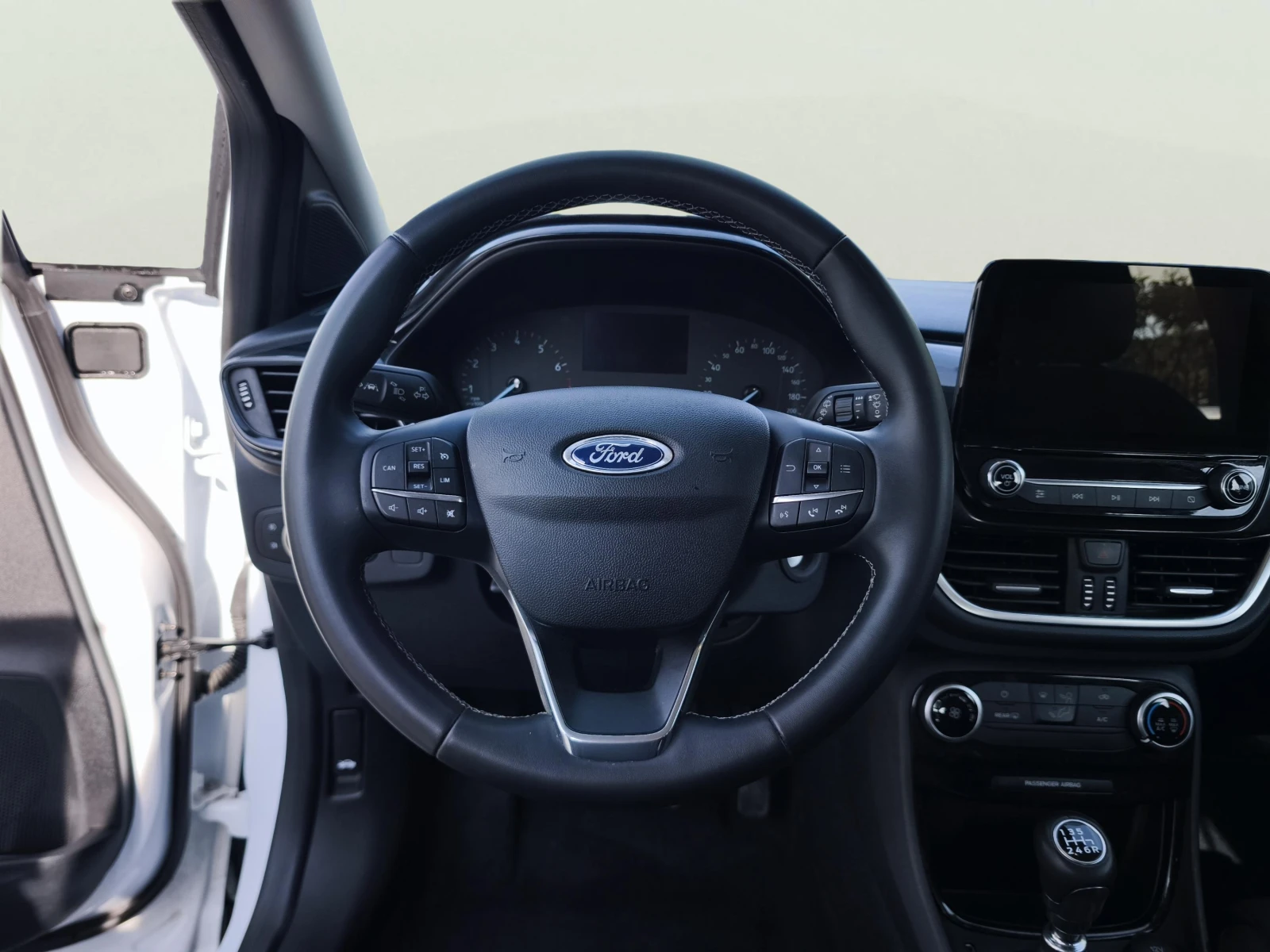 Ford Puma 1.0 EcoBoost, снимка 10 - Автомобили и джипове - 56444284