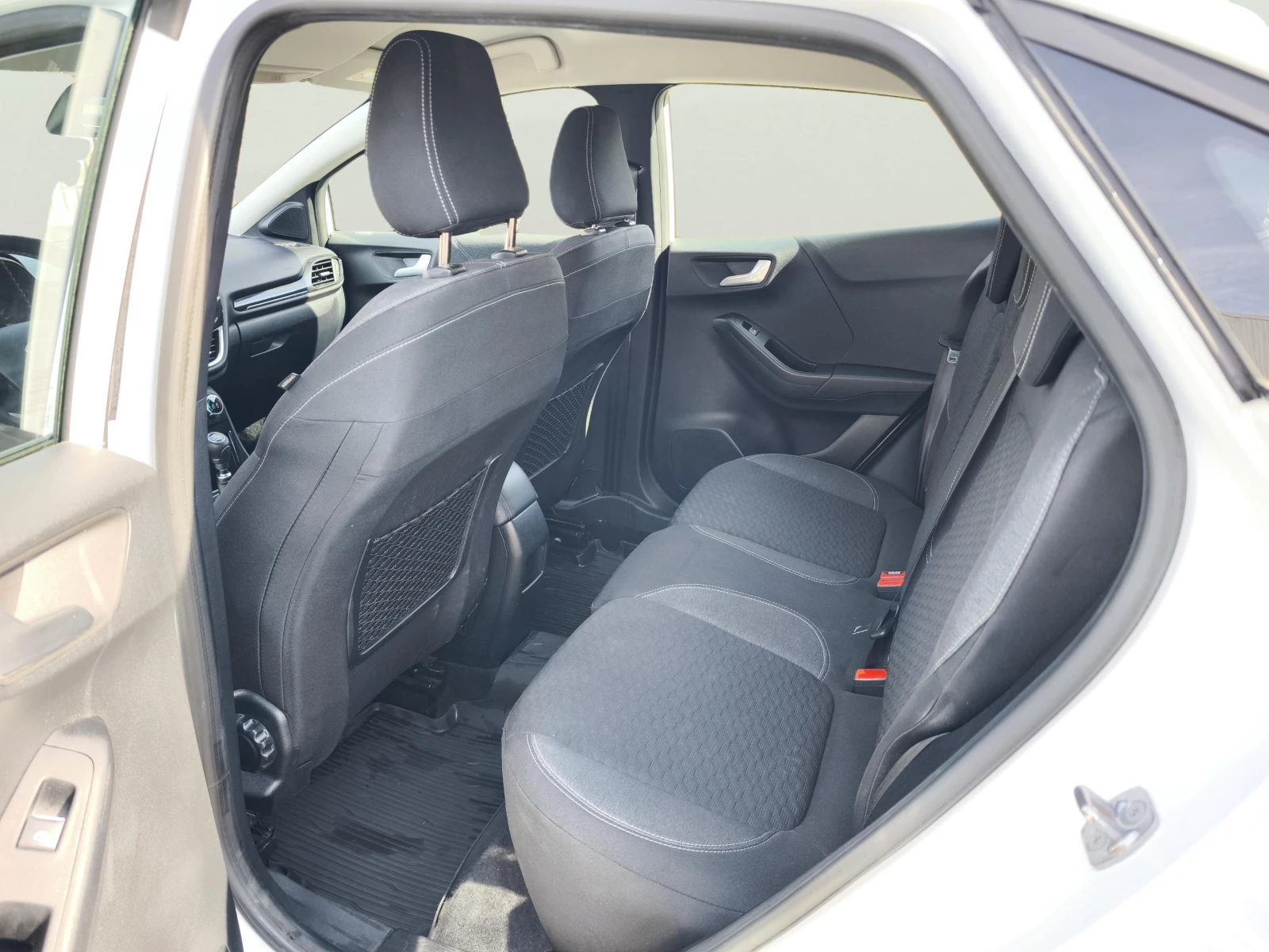 Ford Puma 1.0 EcoBoost, снимка 8 - Автомобили и джипове - 56444284