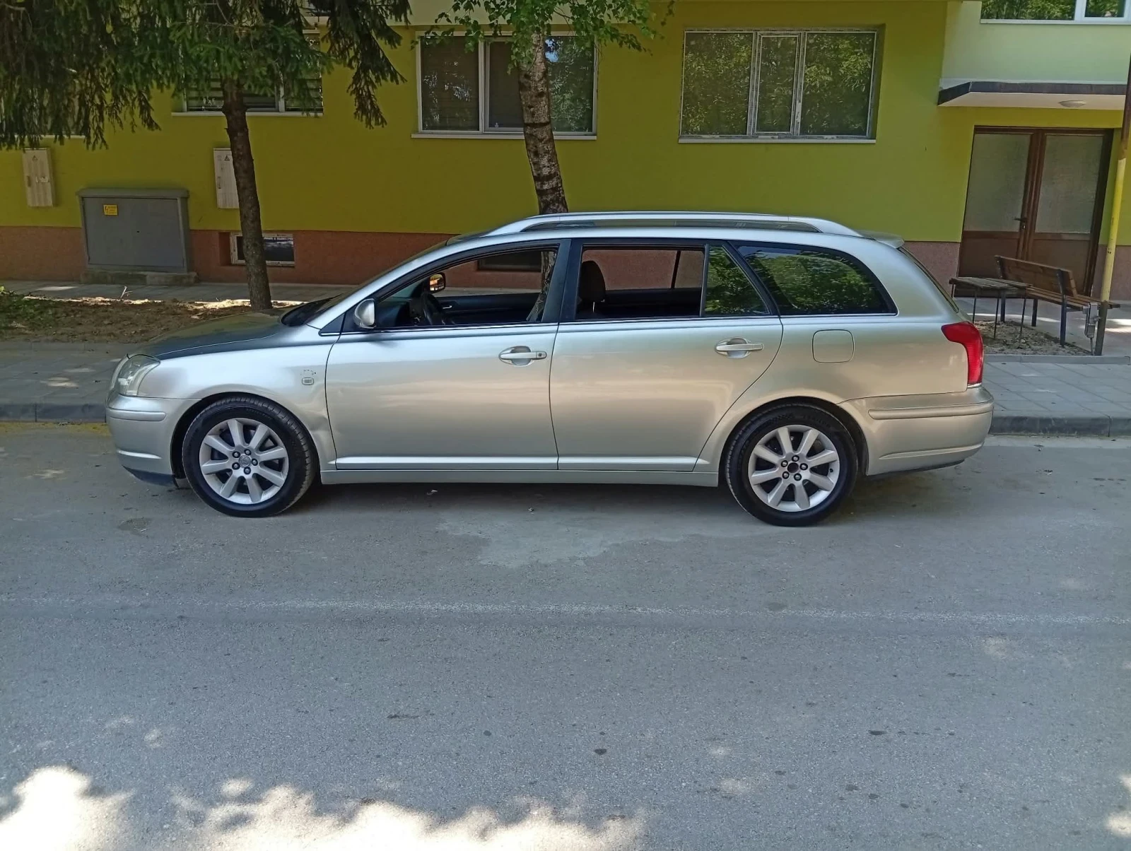 Toyota Avensis  2.0 d4d, 116 �.�. | Mobile.bg � ����������� 4