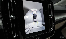 Volvo XC40 ULTIMATE* BRIGHT* 360КАМЕРА* LANE* ASSIST* ПАНОРАМ, снимка 11