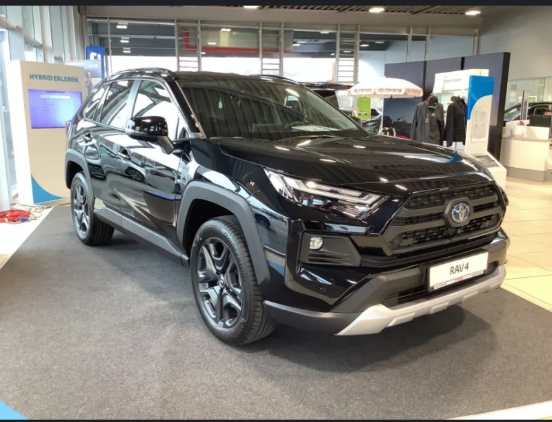 Toyota Rav4 ADVENTURE, HIBRID 2.5 , 4x4, 5600км. Гаранционен, снимка 2 - Автомобили и джипове - 48372117