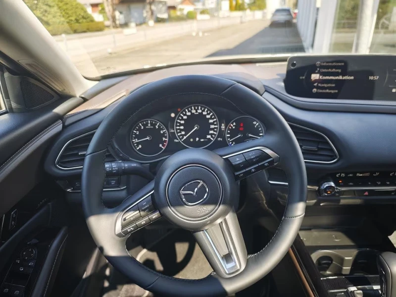 Mazda CX-30 2.0/e-SKYACTIV-X/186HP/360CAM/CPLAY/H&B/HUD/681f, снимка 7 - Автомобили и джипове - 51535333