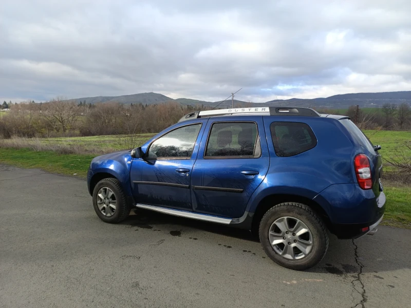 Dacia Duster 1.5 dCi, снимка 3 - Автомобили и джипове - 52693318