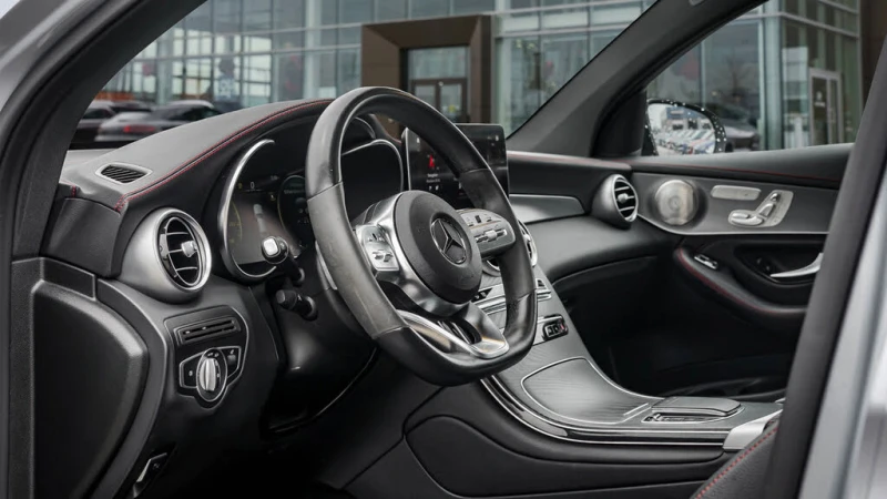 Mercedes-Benz GLC 300 AMG Line* HeadUp* АвтоКредит (ЦЕНА ДО БГ), снимка 8 - Автомобили и джипове - 53238026