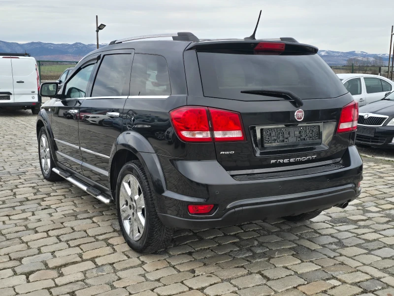 Fiat Freemont 2.0D Mjet 170кс Автоматик 7 места ЕВРО 5, снимка 9 - Автомобили и джипове - 53556253