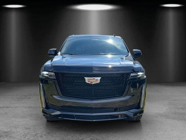 Cadillac Escalade 6.2 V8/SPORT PLATINUM/HEAD UP/PANO/TV/8-МЕСТЕН/  - изображение 2