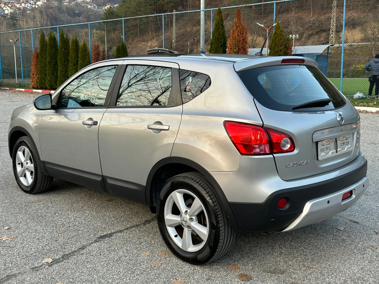 Nissan Qashqai 2.0 4х4 Автомат ITALY - изображение 5