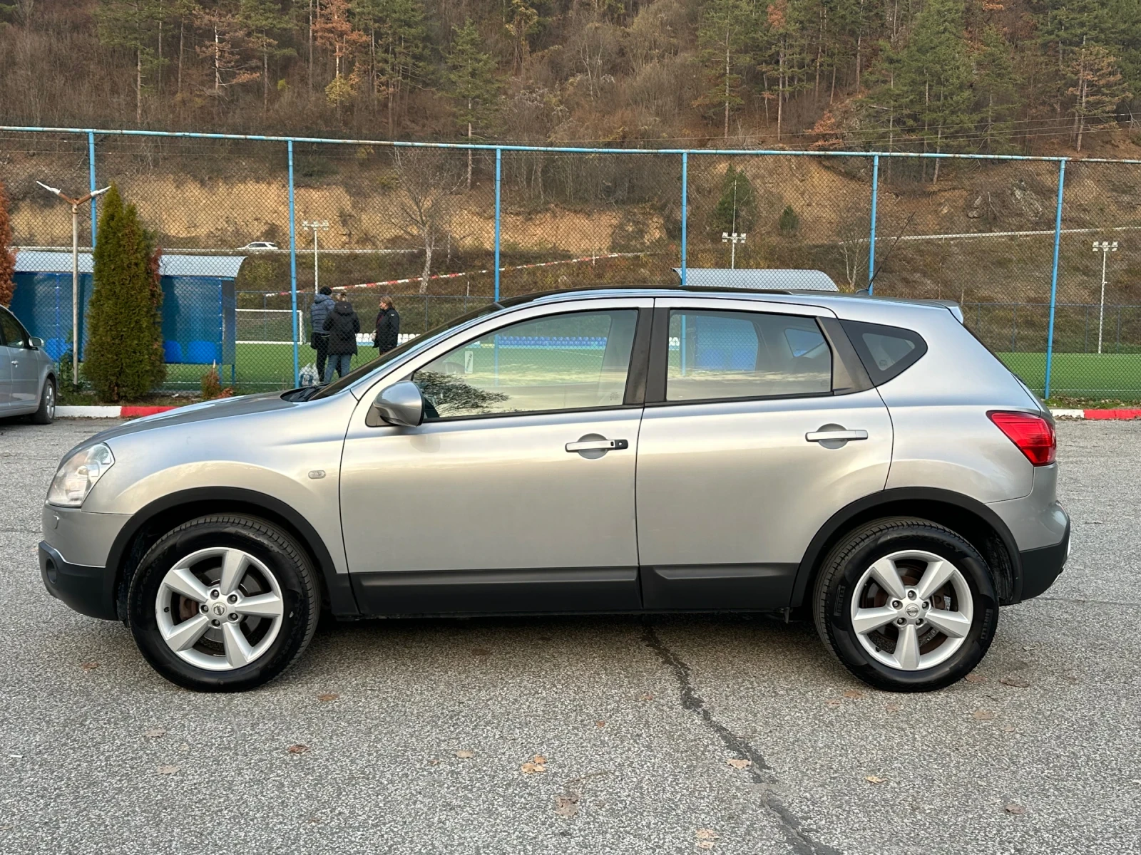 Nissan Qashqai 2.0 4х4 Автомат ITALY - изображение 4