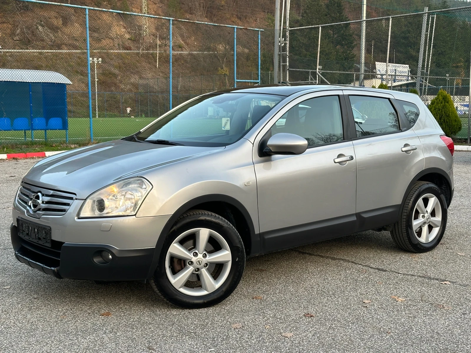 Nissan Qashqai 2.0 4х4 Автомат ITALY - изображение 3