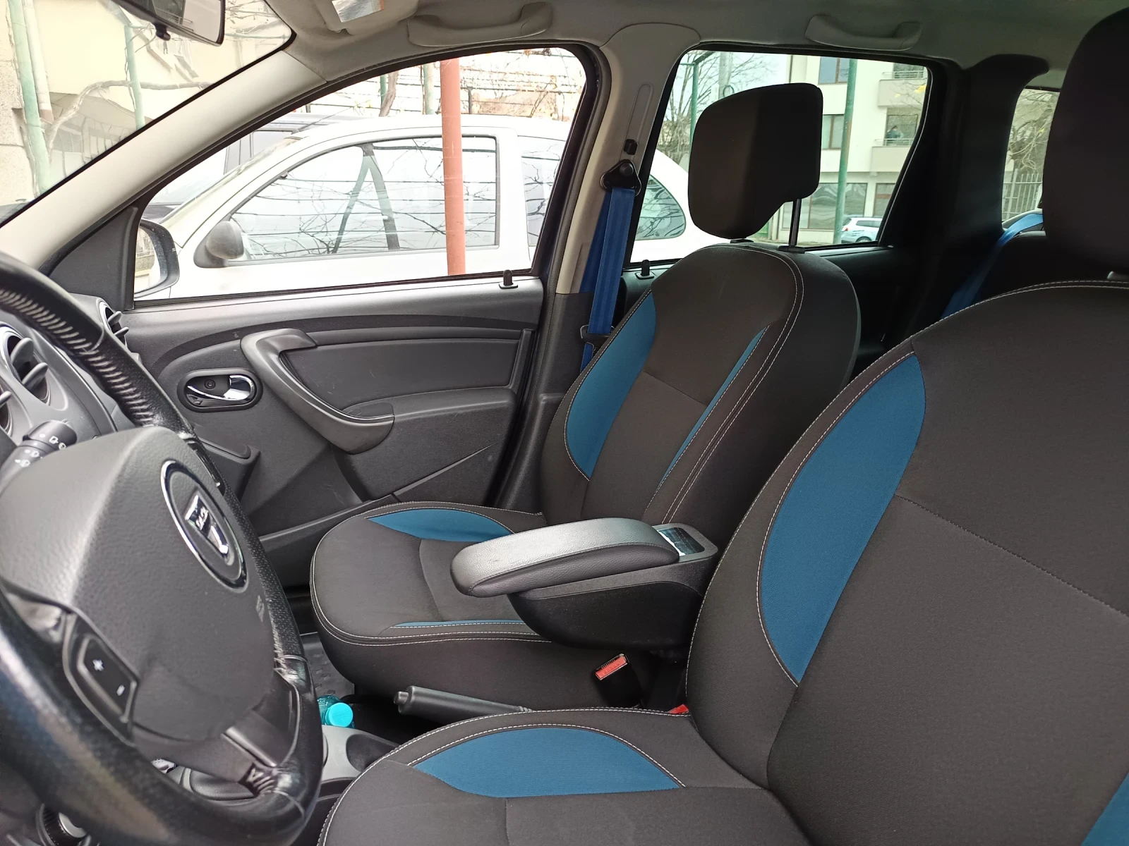 Dacia Duster 1.5 dCi 4x4 | Mobile.bg � ����������� 13