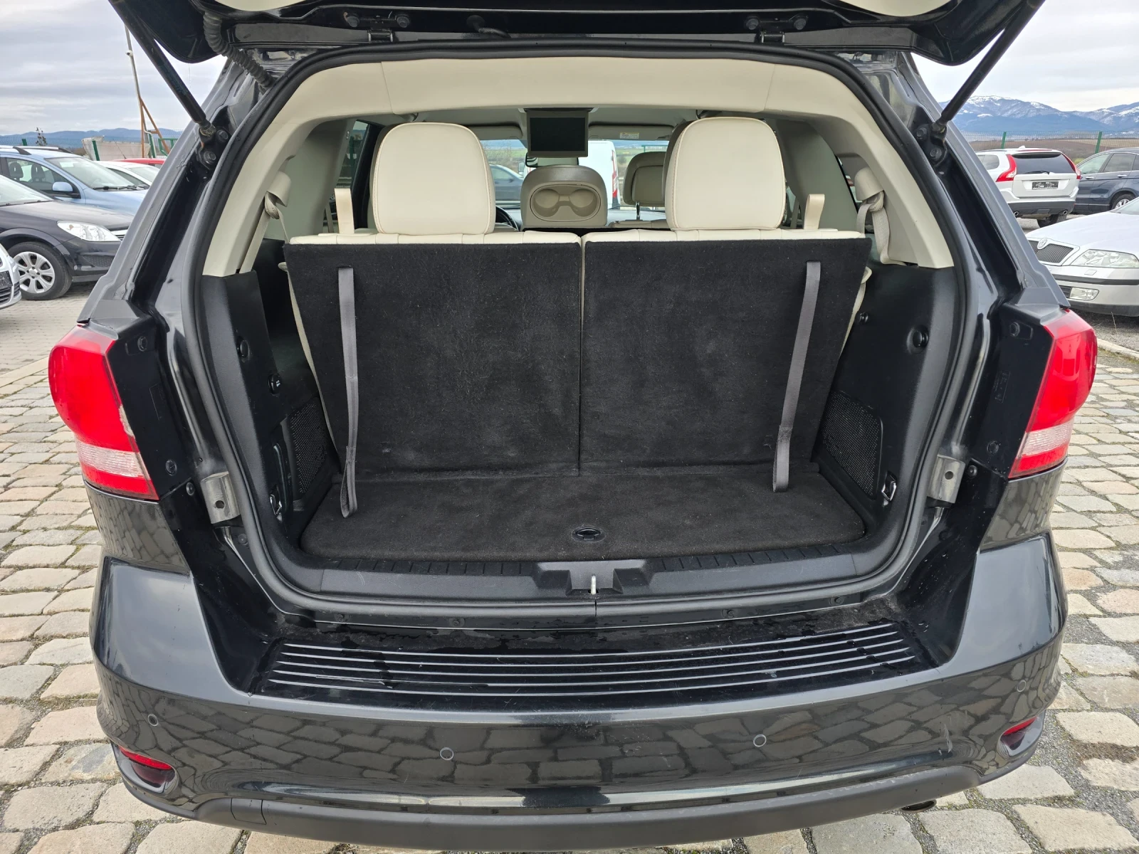 Fiat Freemont 2.0D Mjet 170�� ��������� 7 ����� ���� 5 | Mobile.bg � ����������� 10