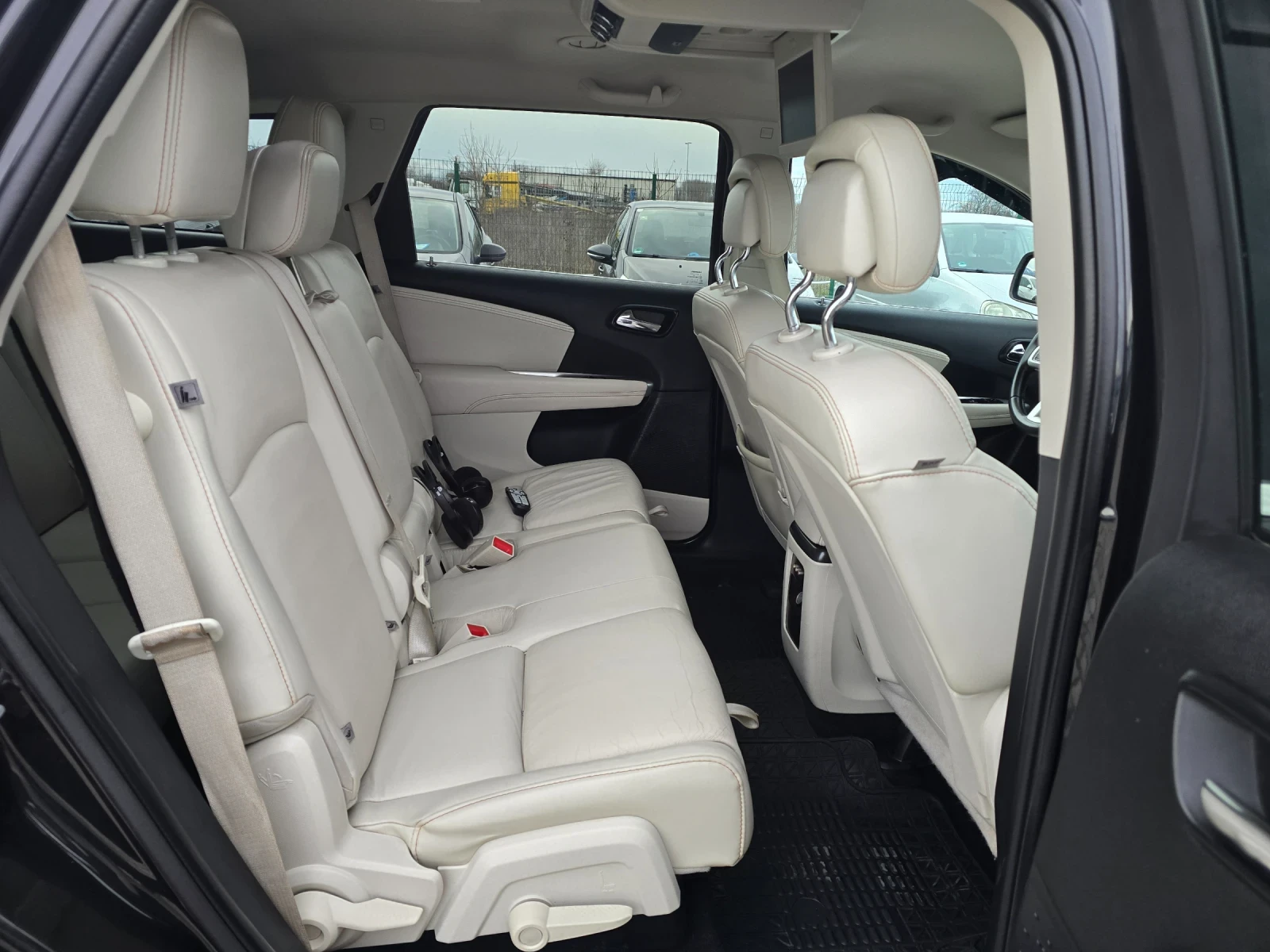 Fiat Freemont 2.0D Mjet 170�� ��������� 7 ����� ���� 5 | Mobile.bg � ����������� 17