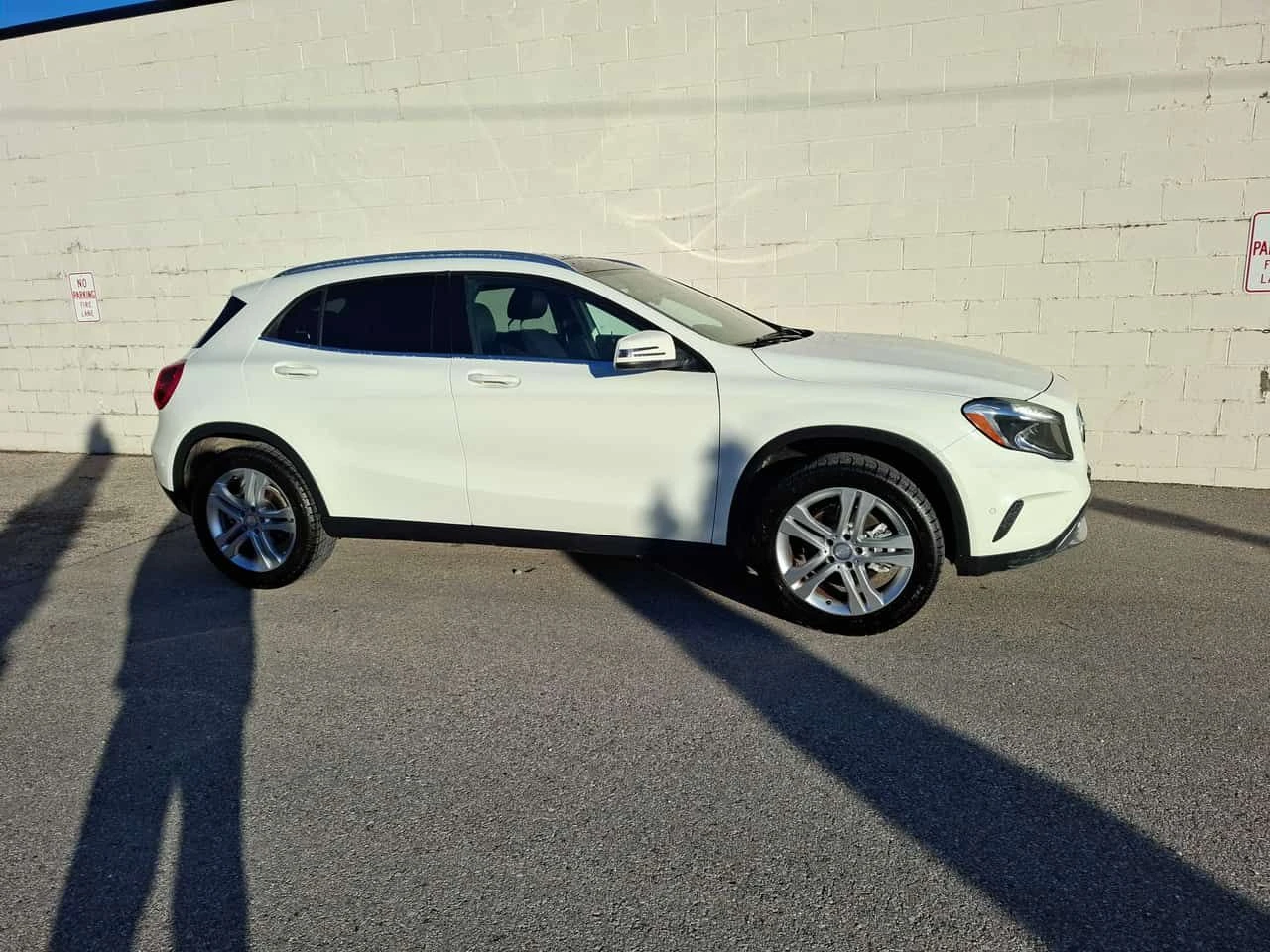 Mercedes-Benz GLA 250 * CARFAX * КАМЕРА * ПОДГРЕВ * NAVI, снимка 3 - Автомобили и джипове - 54094410