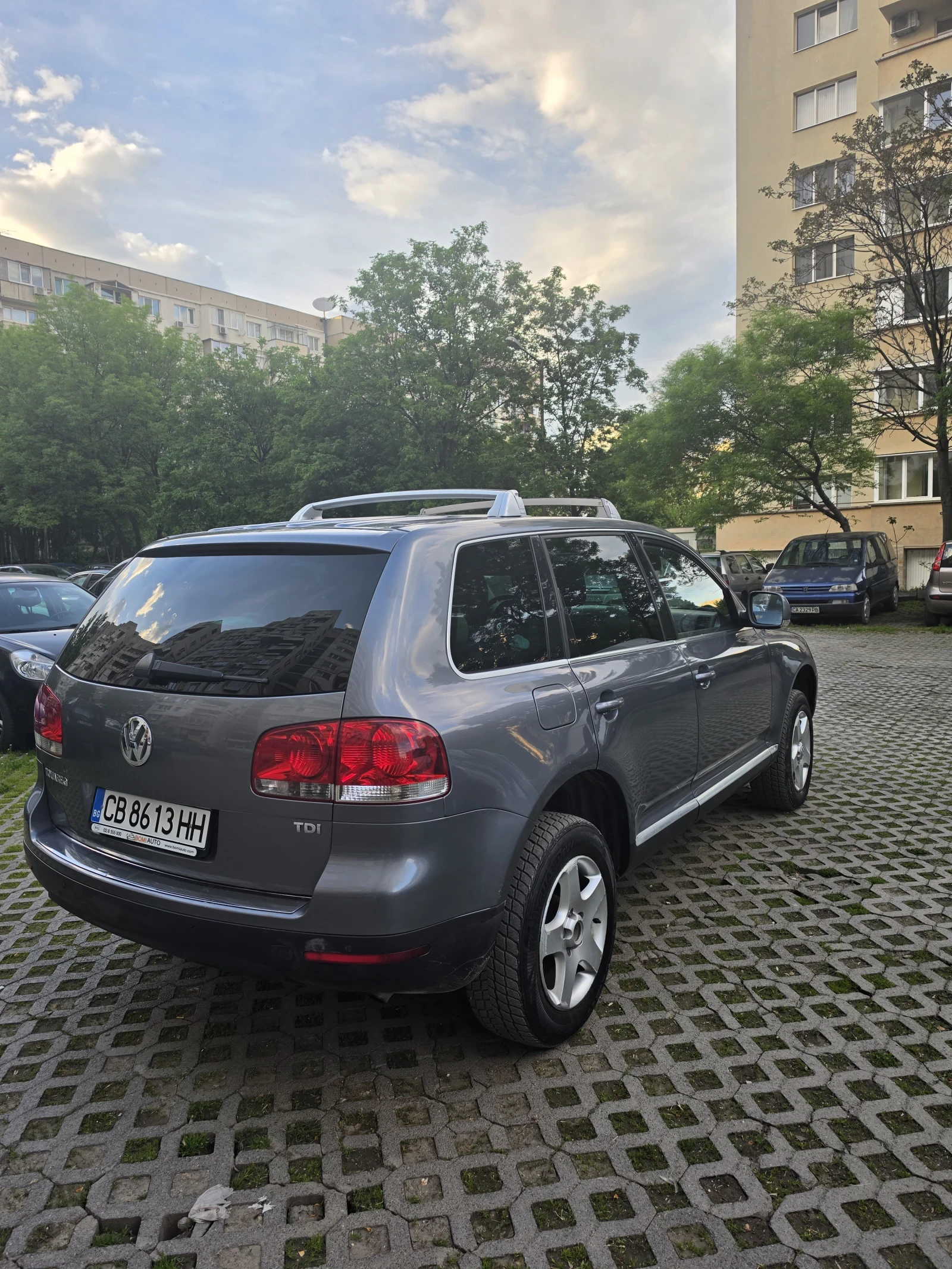 VW Touareg, снимка 4 - Автомобили и джипове - 54444799