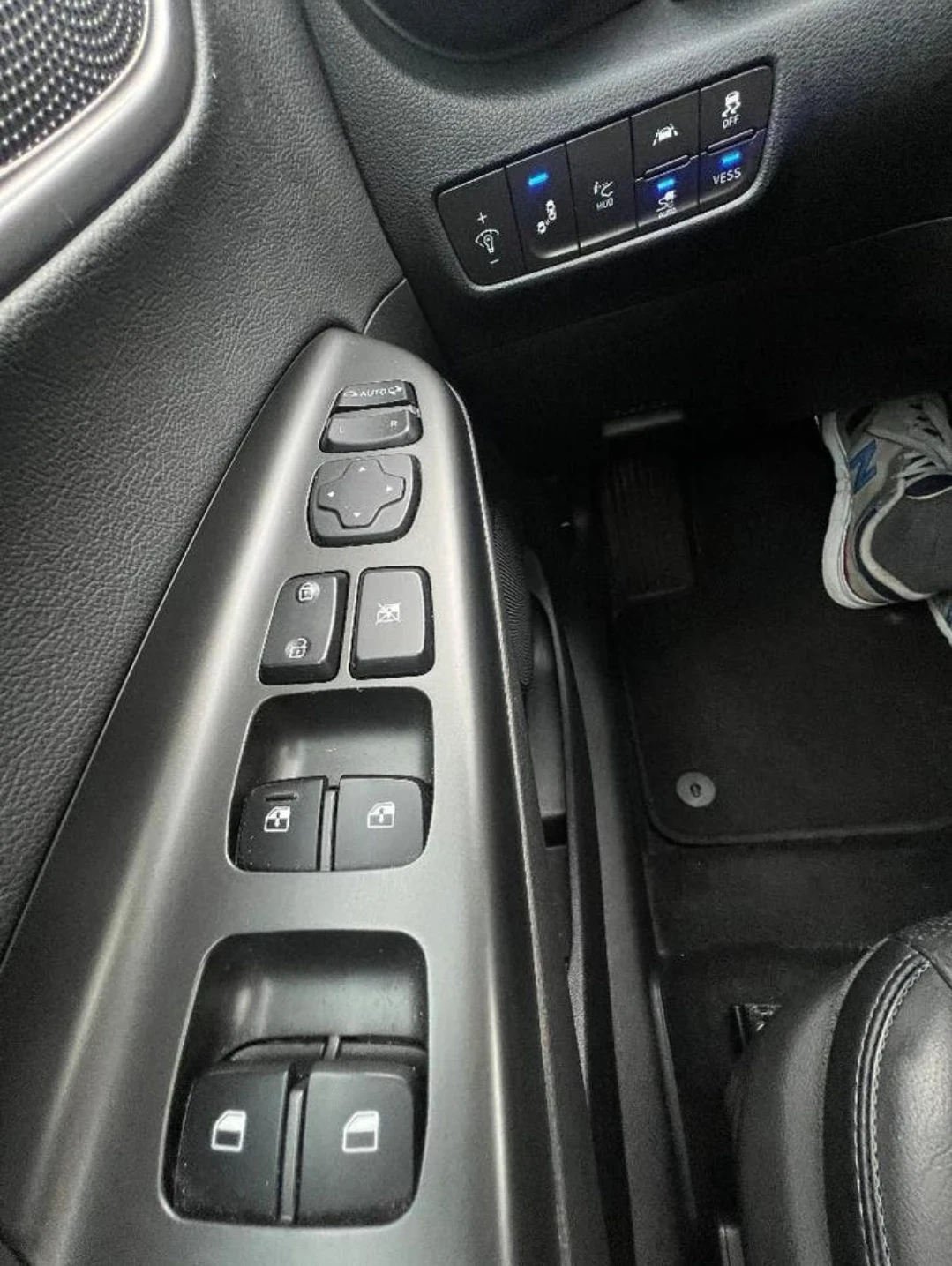 Hyundai Kona 64kw, Premiun, Full Max екстри, снимка 6 - Автомобили и джипове - 54481434