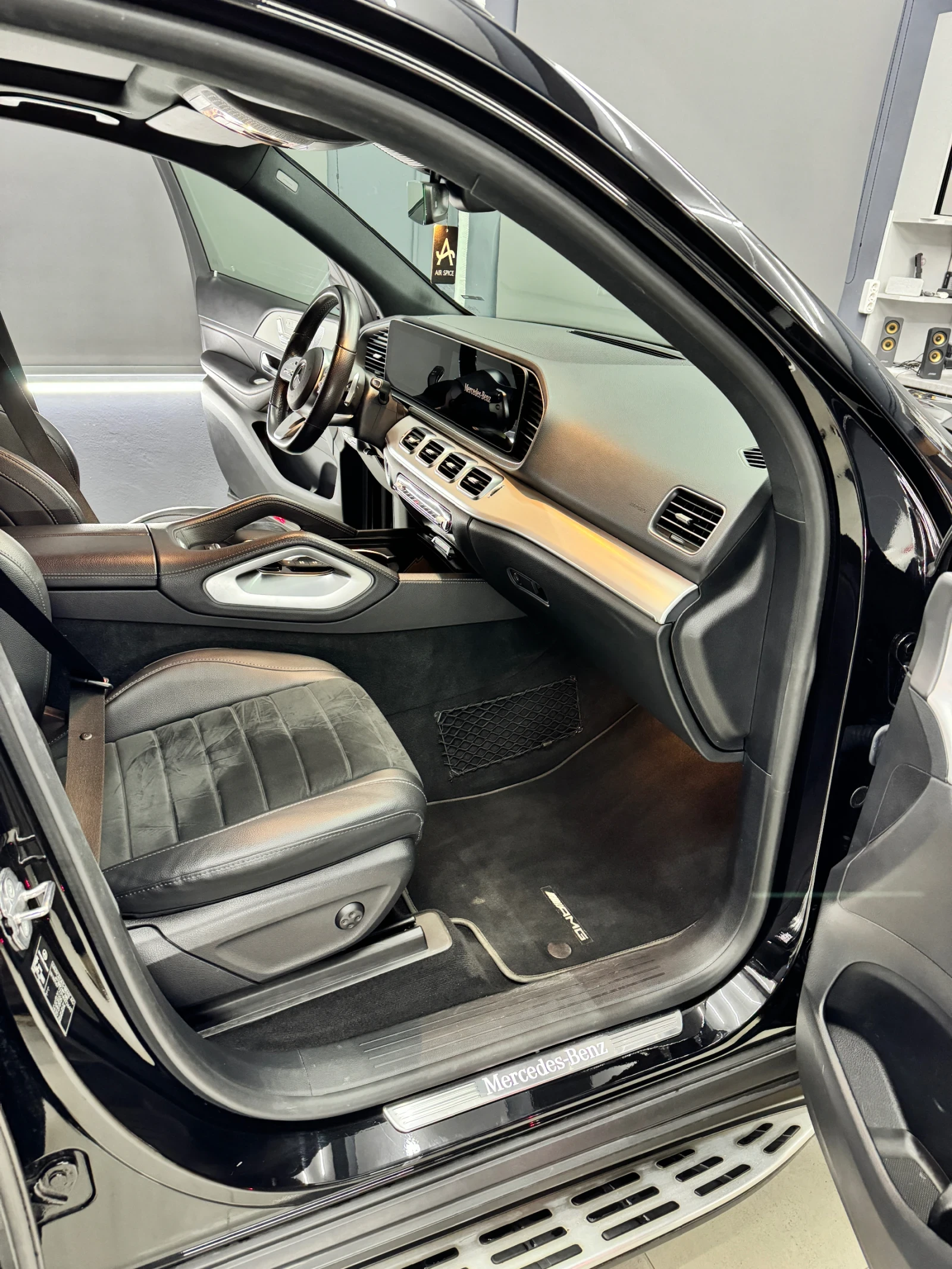 Mercedes-Benz GLE 400 D 4MATIC, снимка 6 - Автомобили и джипове - 54703236