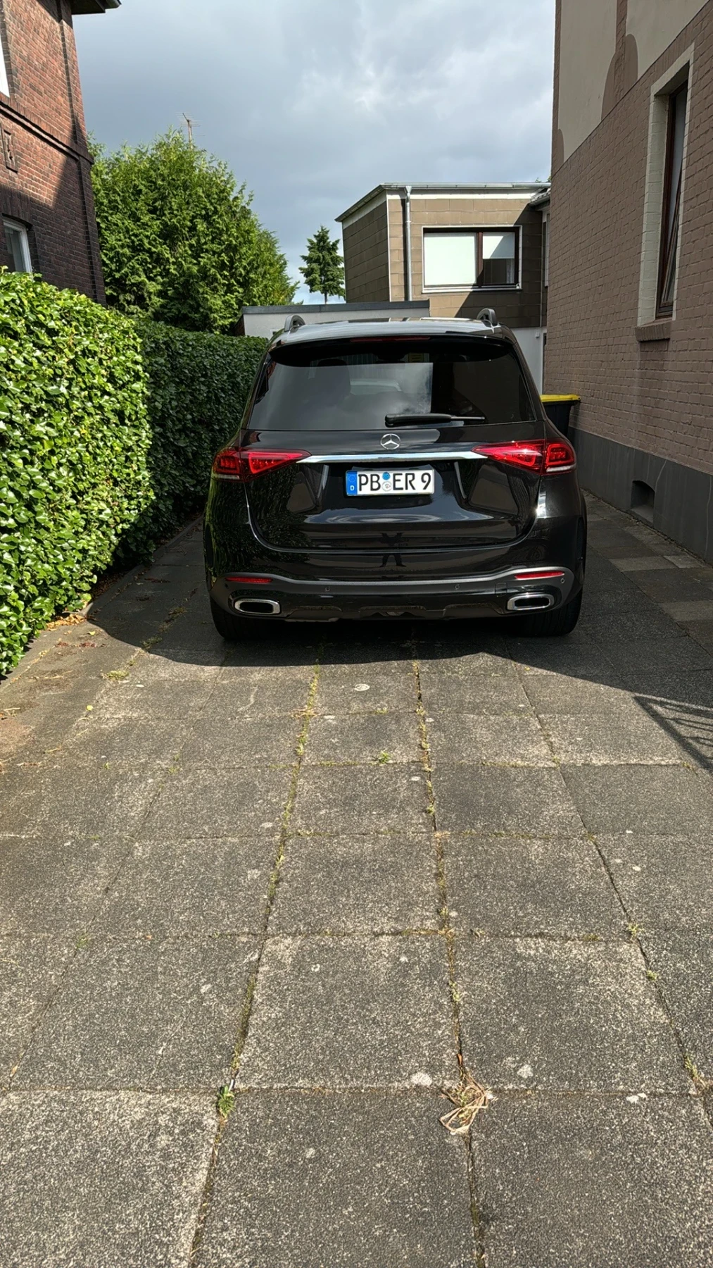 Mercedes-Benz GLE 400 D 4MATIC, снимка 3 - Автомобили и джипове - 54703236