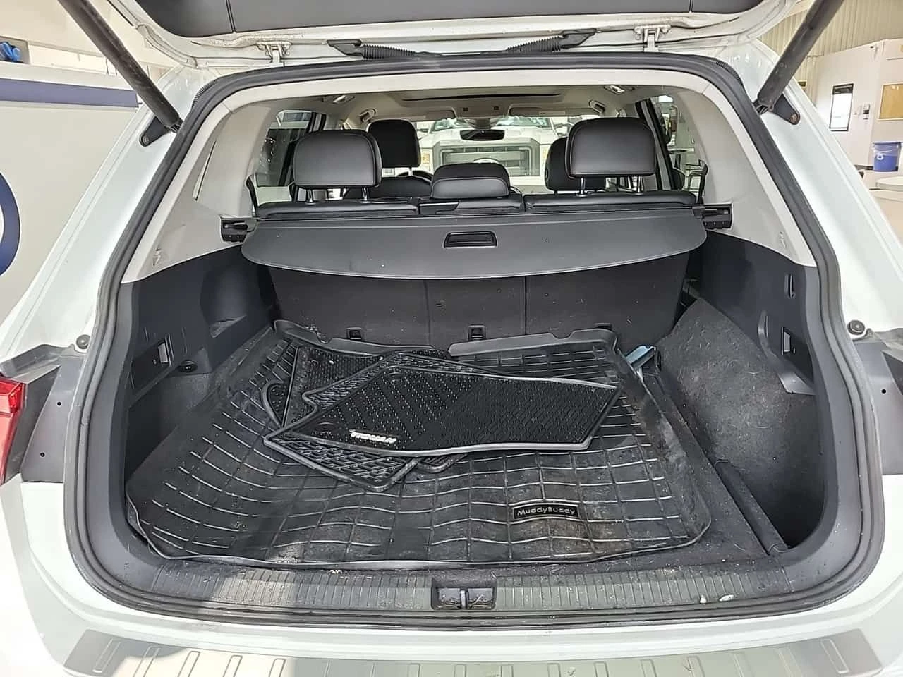 VW Tiguan HIGHLINE/CARFAX/ФИНАНСИРАНЕ, снимка 14 - Автомобили и джипове - 54883266