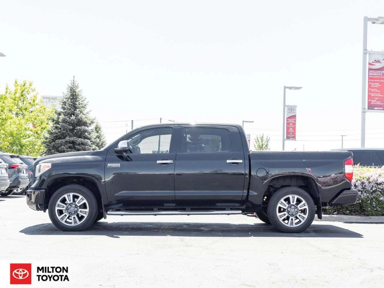 Toyota Tundra КОЖА / КАМЕРА / JBL / ЦЕНА ДО БГ, снимка 3 - Автомобили и джипове - 54886821