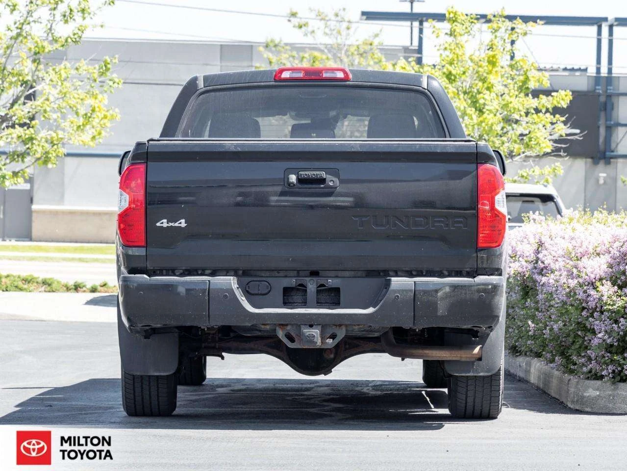 Toyota Tundra КОЖА / КАМЕРА / JBL / ЦЕНА ДО БГ, снимка 7 - Автомобили и джипове - 54886821